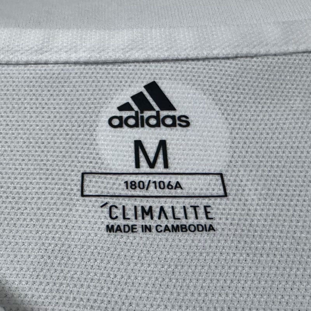 2018/2019 Retro Valencia Home FootballShirt 1:1 Thai Quality