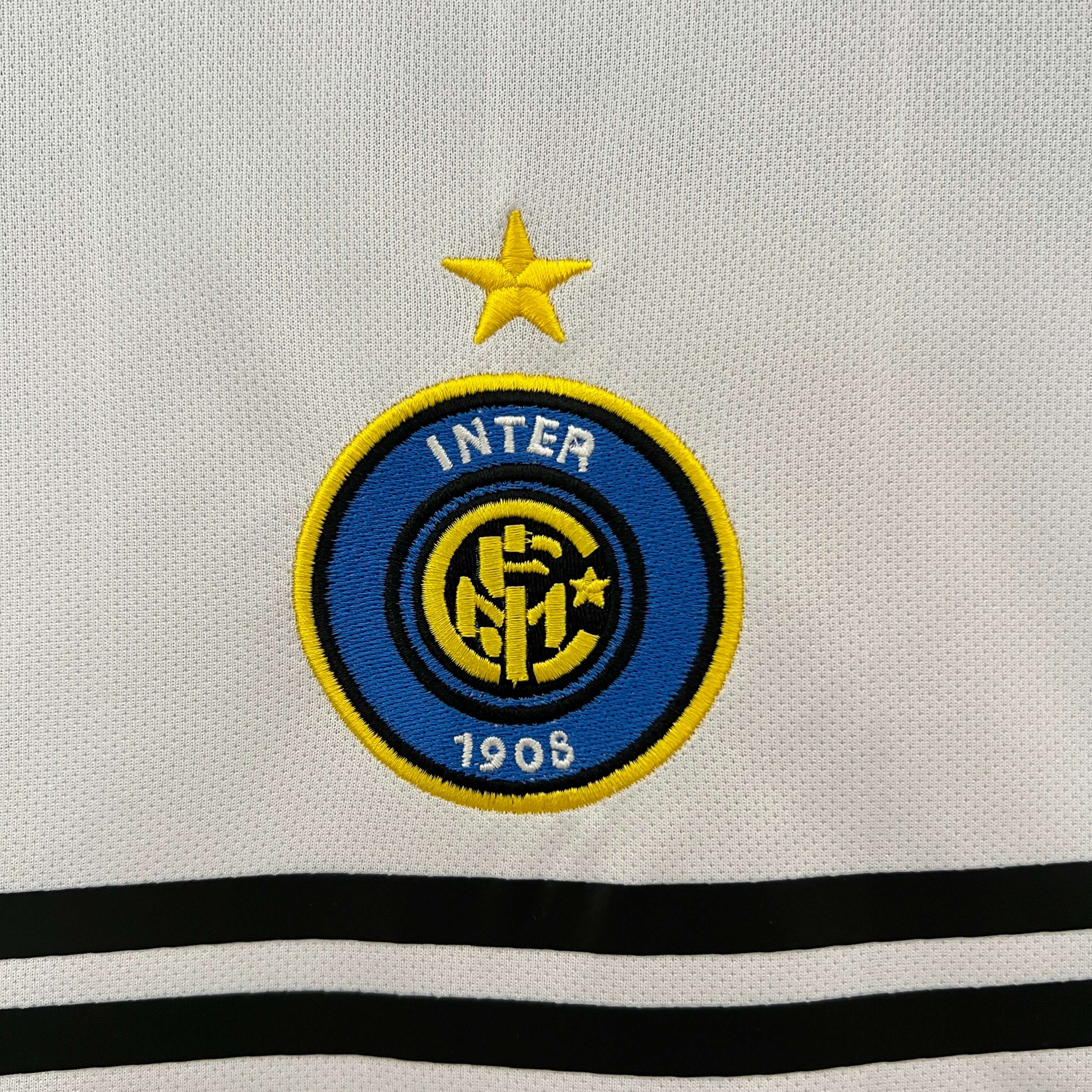 2004/2005 Retro Inter Milan Away Football Shirt 1:1 Thai Qualit