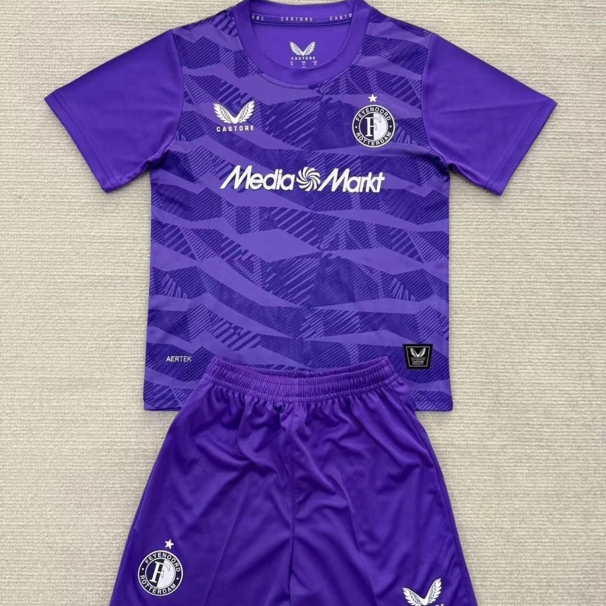 2025/2026 Feyenoord GoalkeeperFootball Shirt Kids Size 1:1 Thai Quality