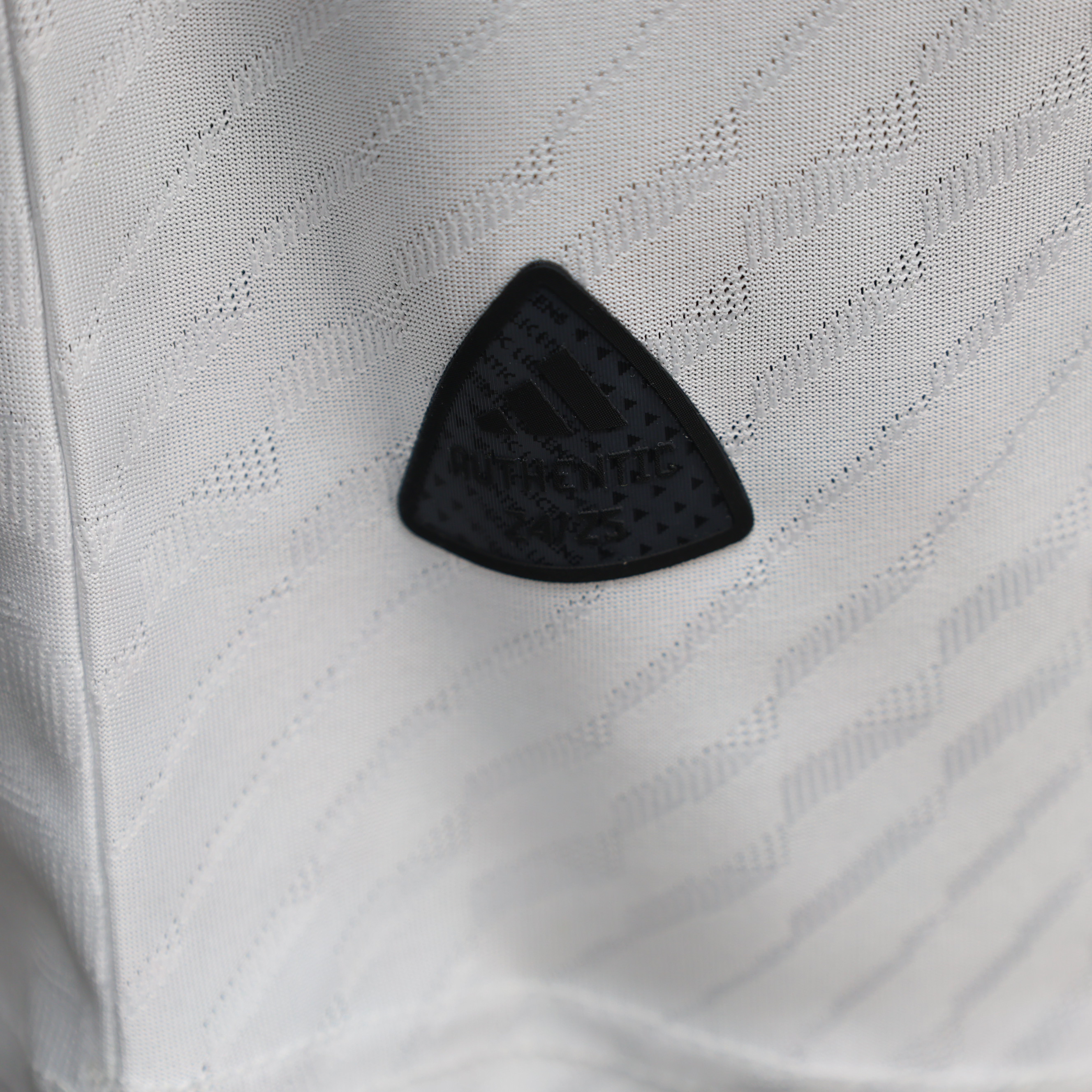 2024/2025 Player Version Real Madrid Y-3 Special Edition White Football Shirt