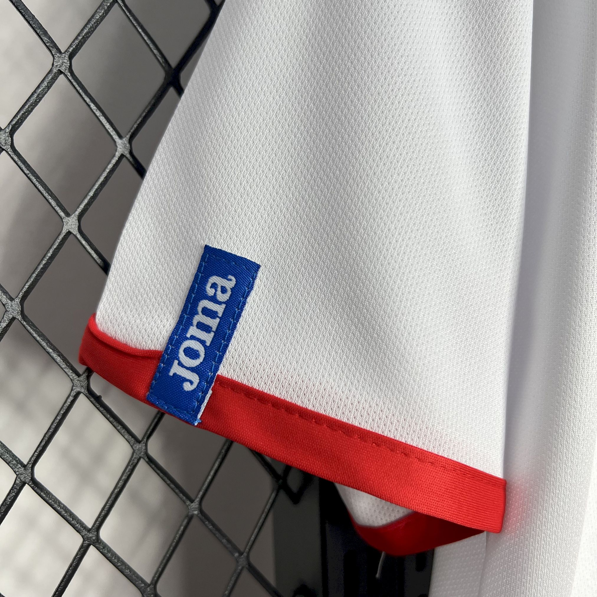 2001/2002 Retro Rayo Vallecano Home Football Shirt 1:1 Thai Quality