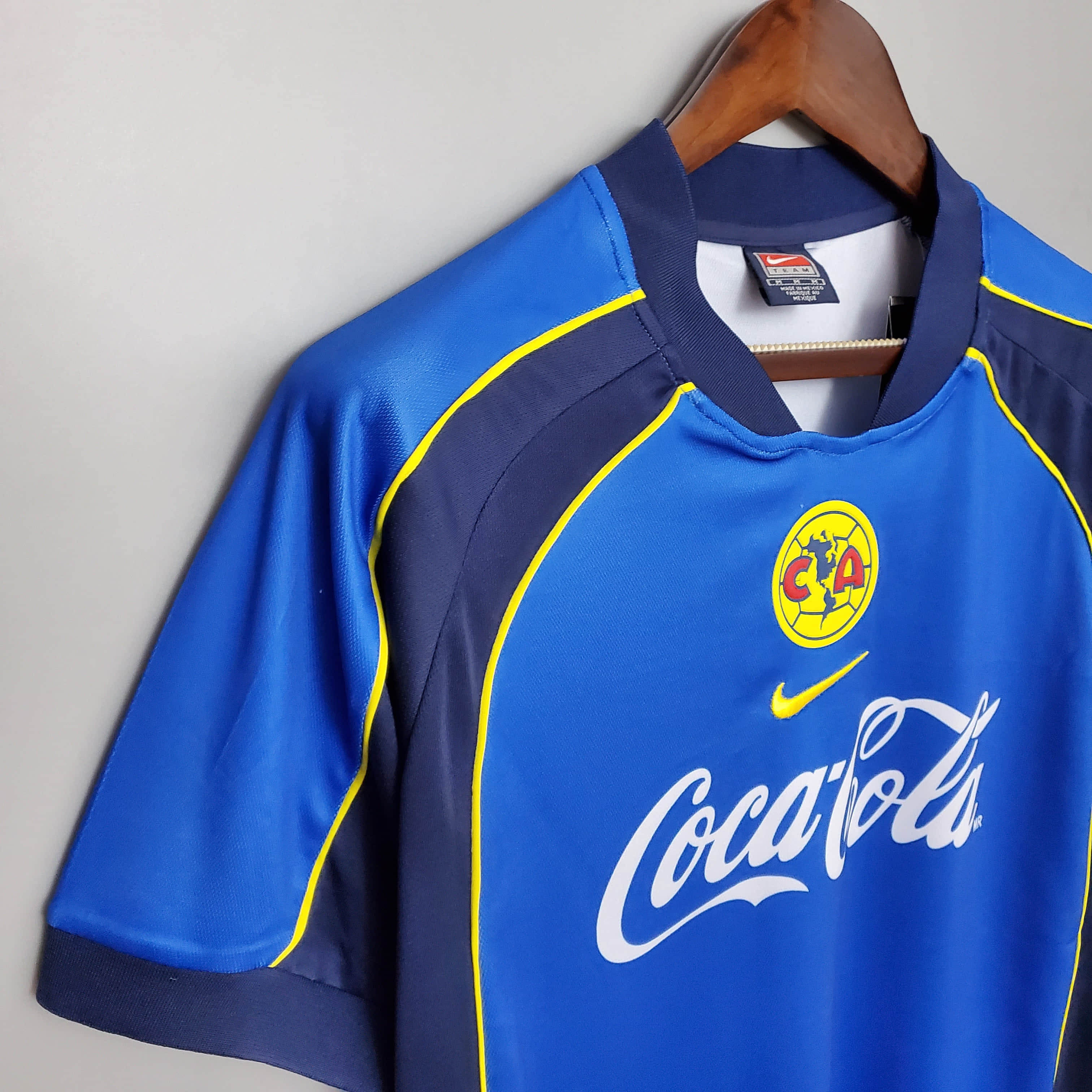 2001/2002 Retro Club América Away Football Shirt