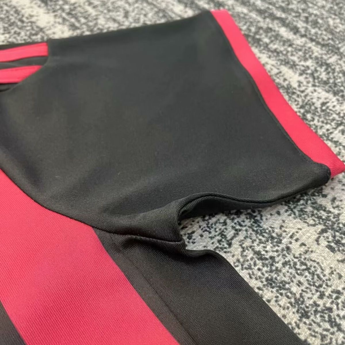 2009/2010 Retro Ac Milan HomeFootball shirt Kids Size 1:1 Thai Quality