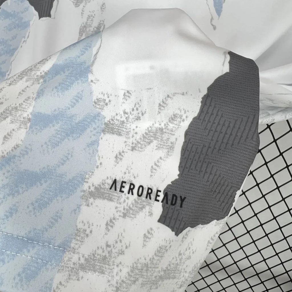 2024/2025 Real Madrid Pre-Match Football Shirt 1:1 Thai Quality