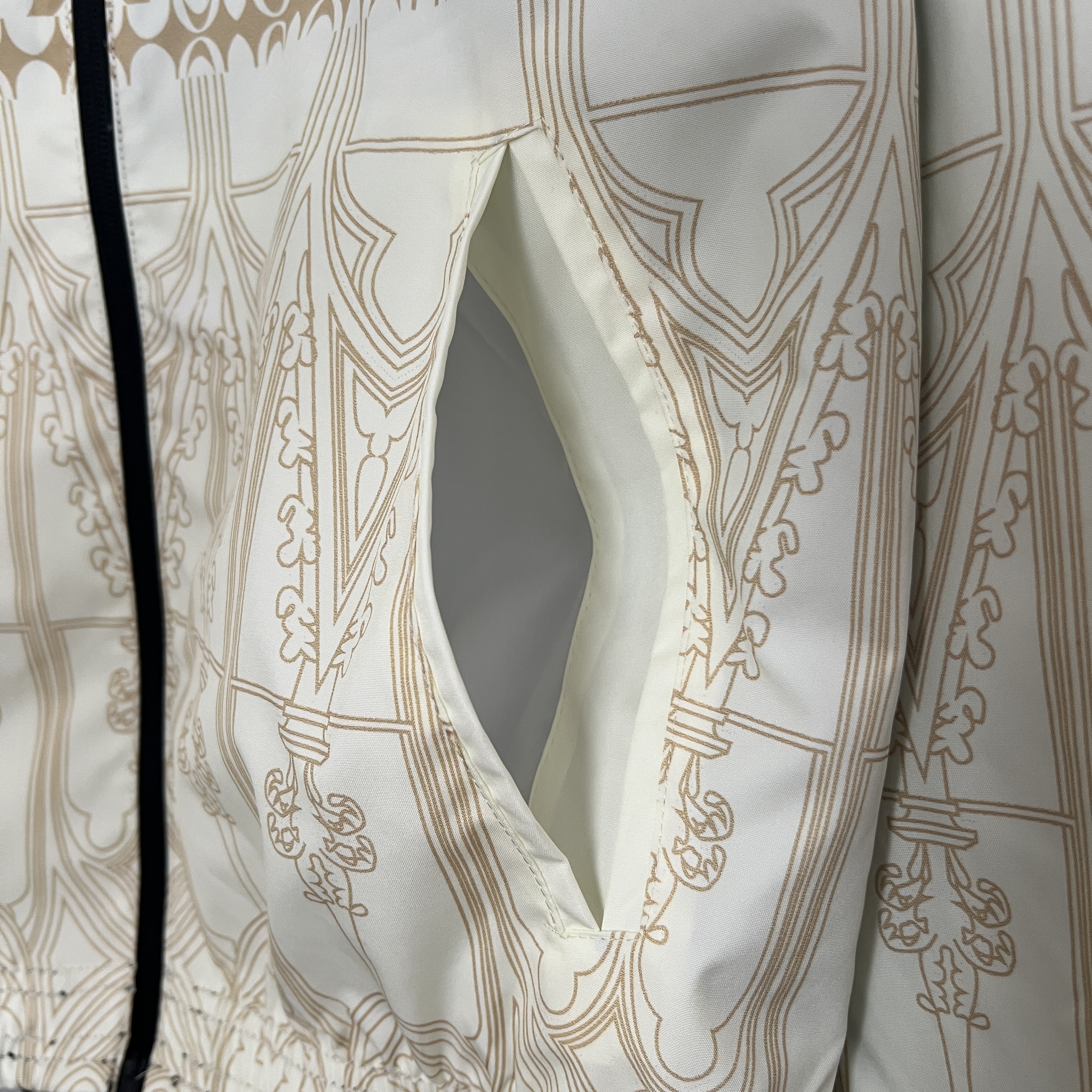 2024/2025 AC Milan Reversible Windbreaker Football Shirt