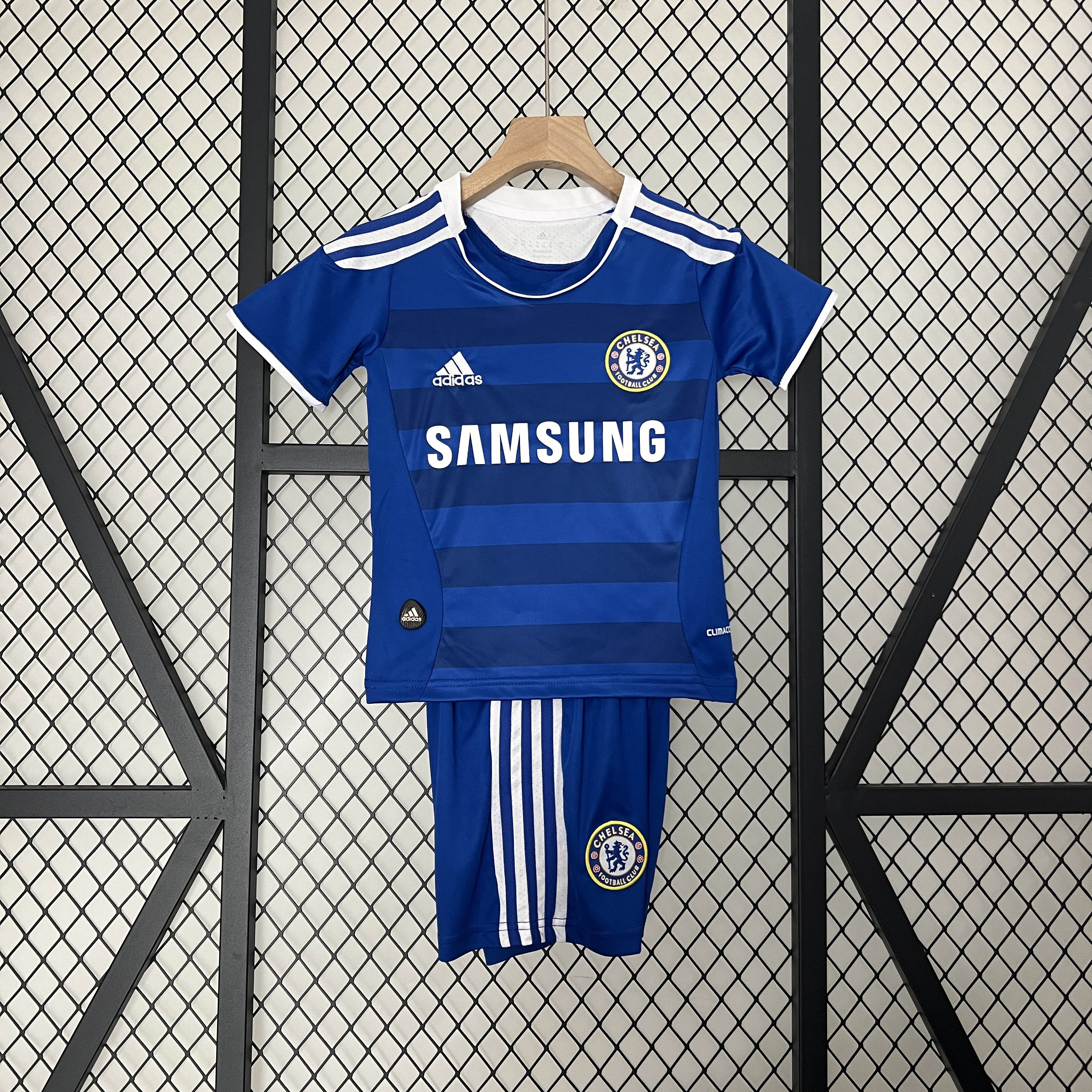 2011/2012 Retro Chelsea Home Football Shirt Kids Size
