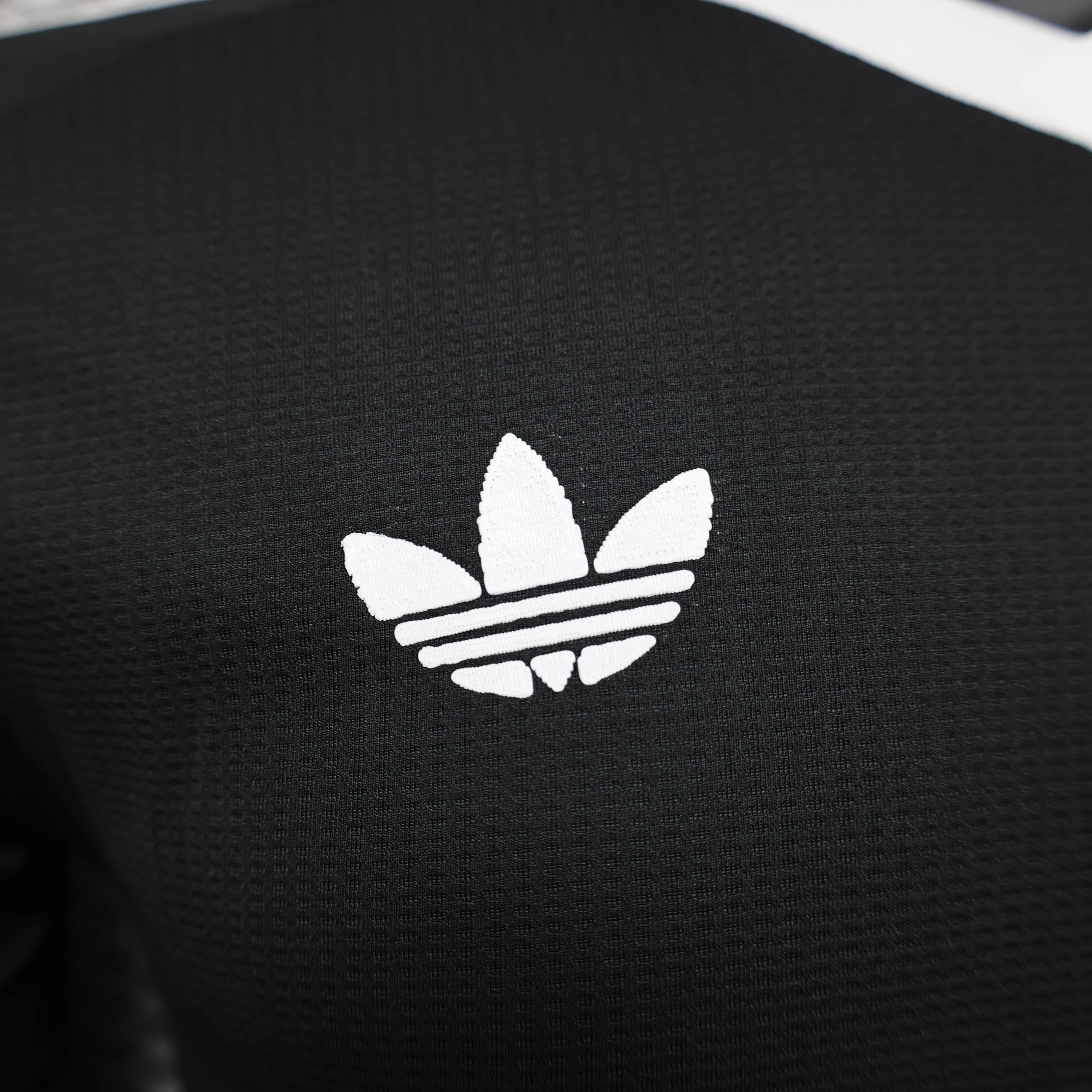 2024/2025 Player Version Real Madrid Goalkeeper Football Shirt