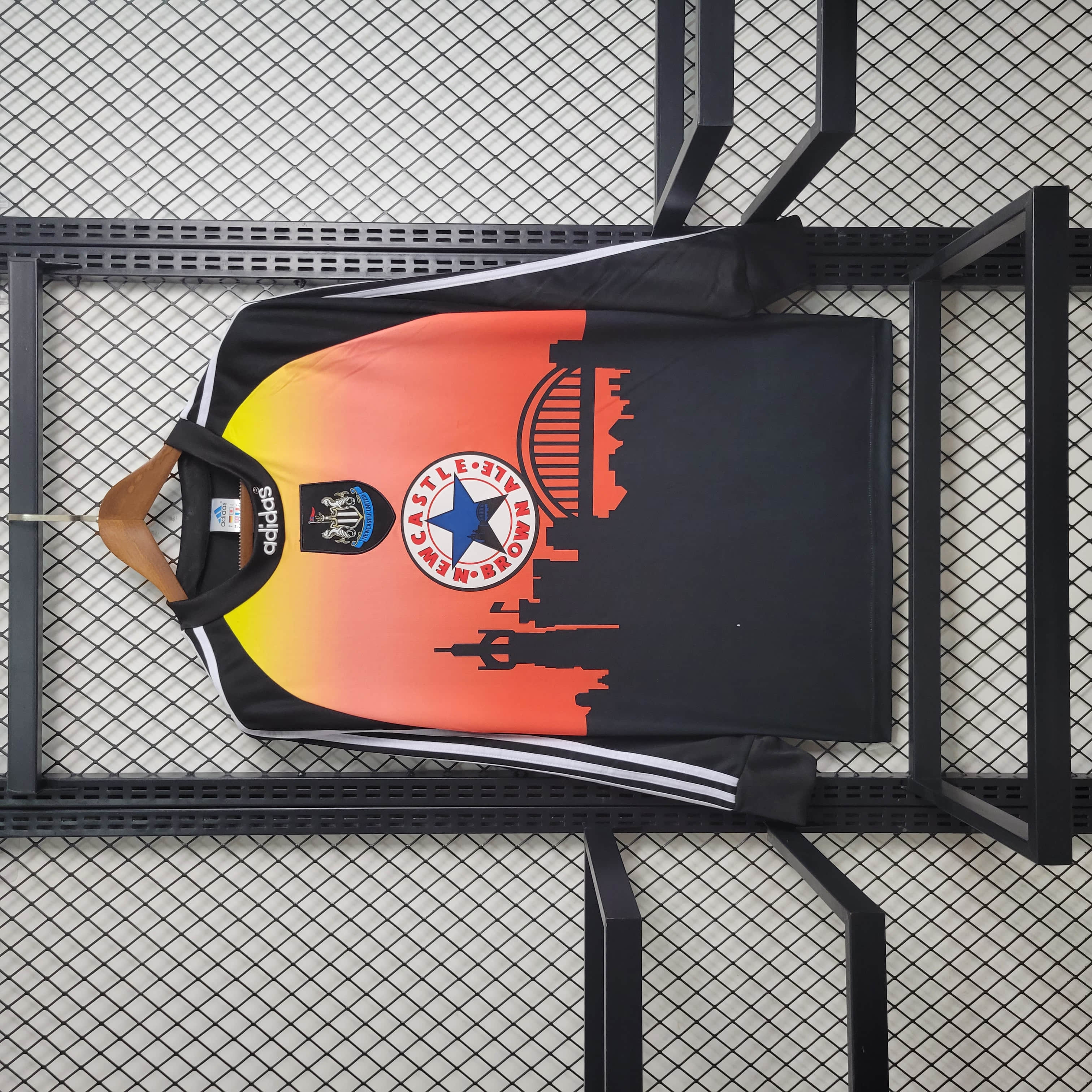 1996/1997 Retro Long Sleeve Newcastle United Goalkeeper Football Shirt 1:1 Thai Qualit