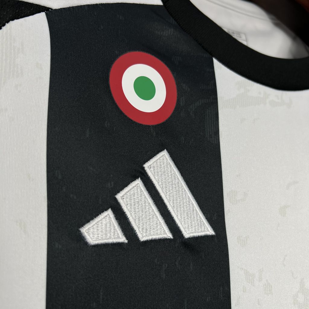 2024/2025 Juventus Home Football Shirt