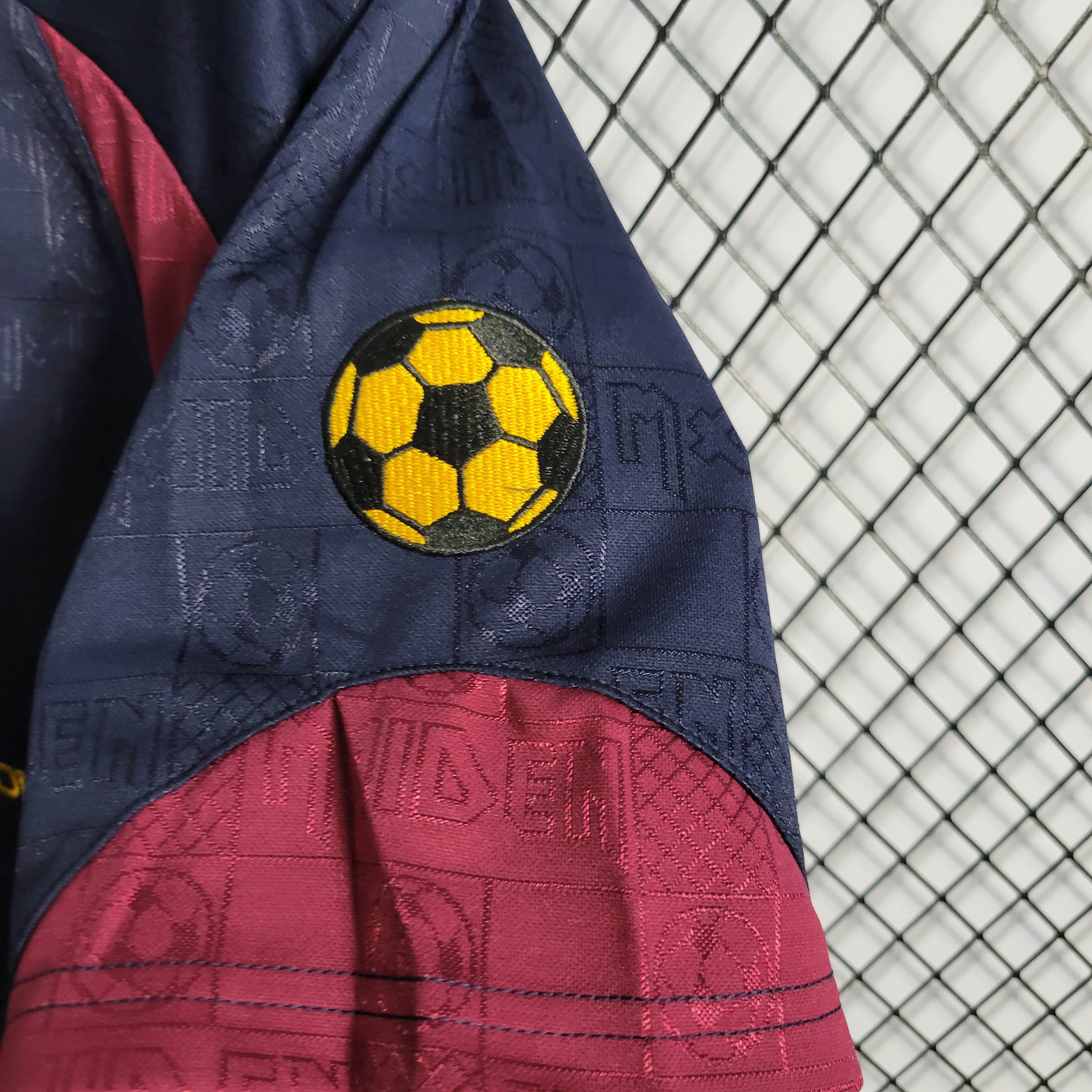 2010 Retro West Ham United Home Football Shirt