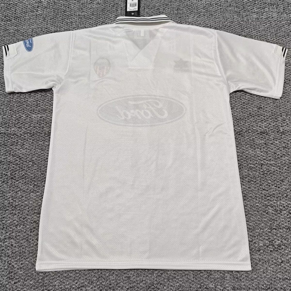 1999/2000 Retro Valencia Home FootballShirt 1:1 Thai Quality