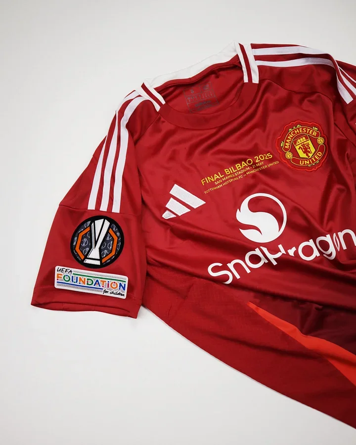 2024/2025 Manchester United Home Jersey w/ Europa League Patches