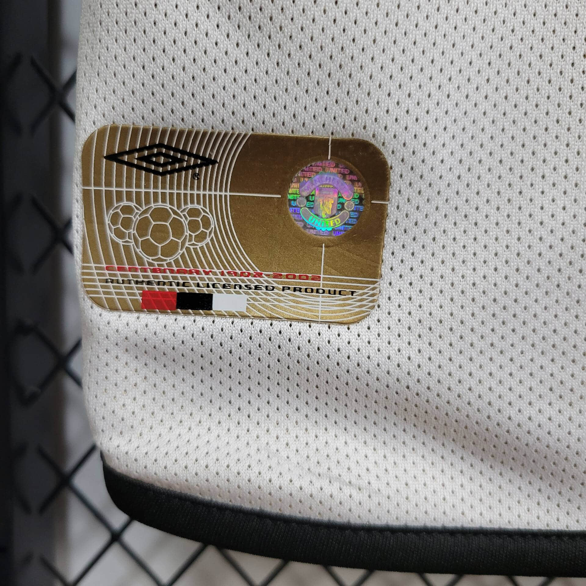 2001/2002 Retro Manchester United Centenary Season Reversible Football Shirt