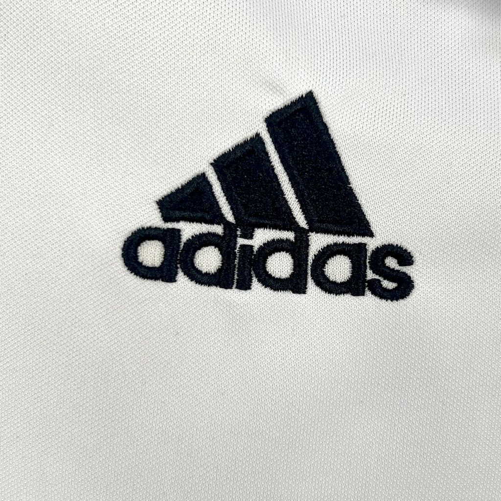 2001/2002 Retro Real Madrid Home Football Shirt