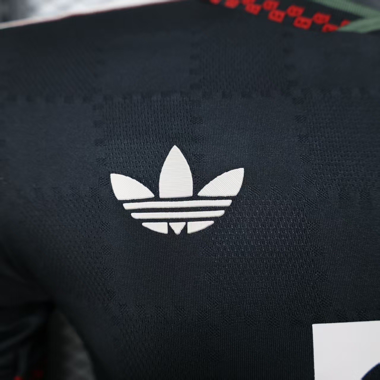 2025/2026 Player Version Bayern Munchen  Football Shirt