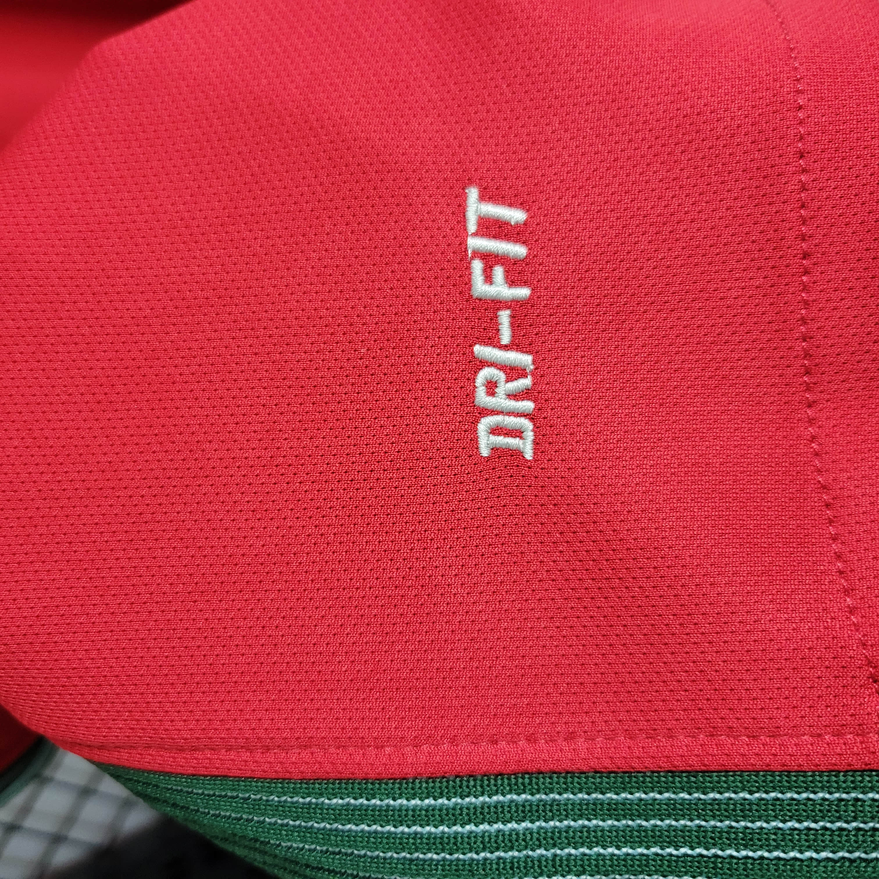 2016 Retro Portugal Away Football Shirt