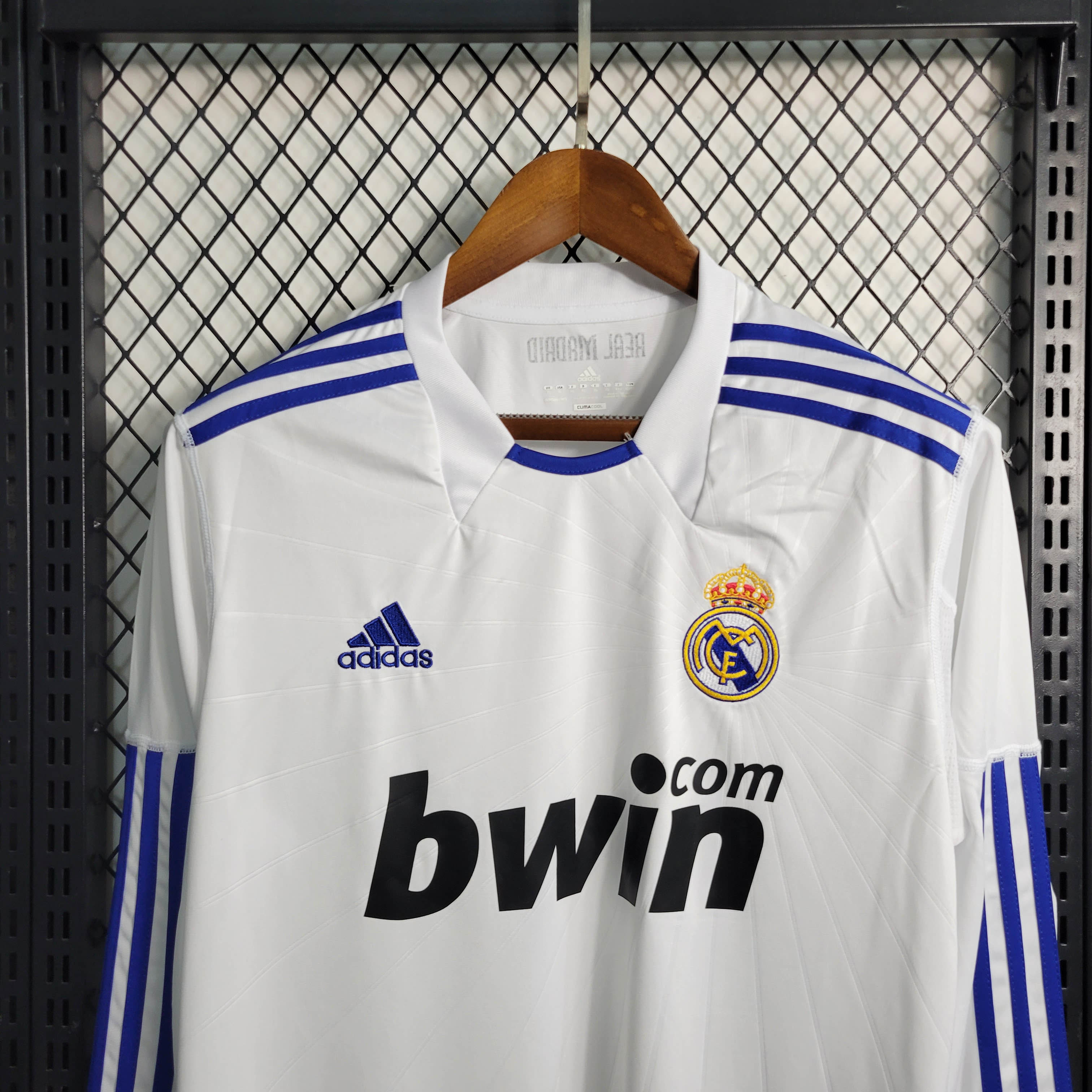 2010/2011 Retro Long Sleeve Real Madrid Home Football Shirt