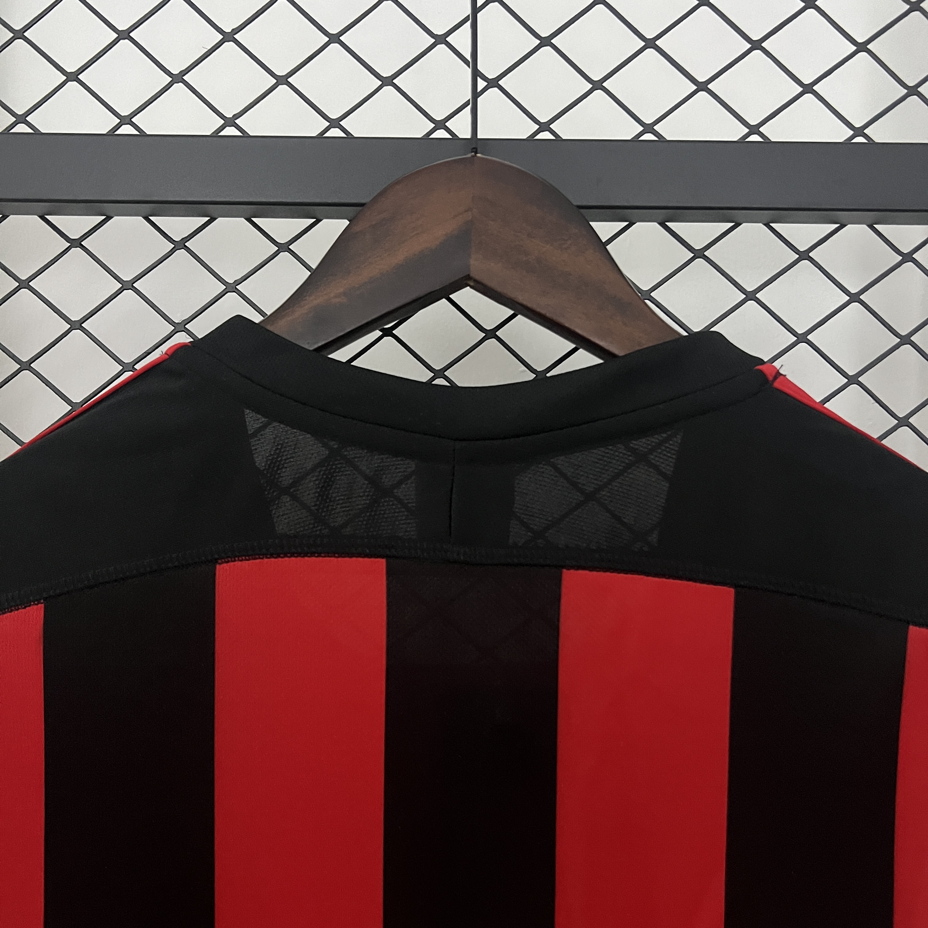 2003/2004 Retro Ac Milan HomeFootball shirt 1:1 Thai Quality