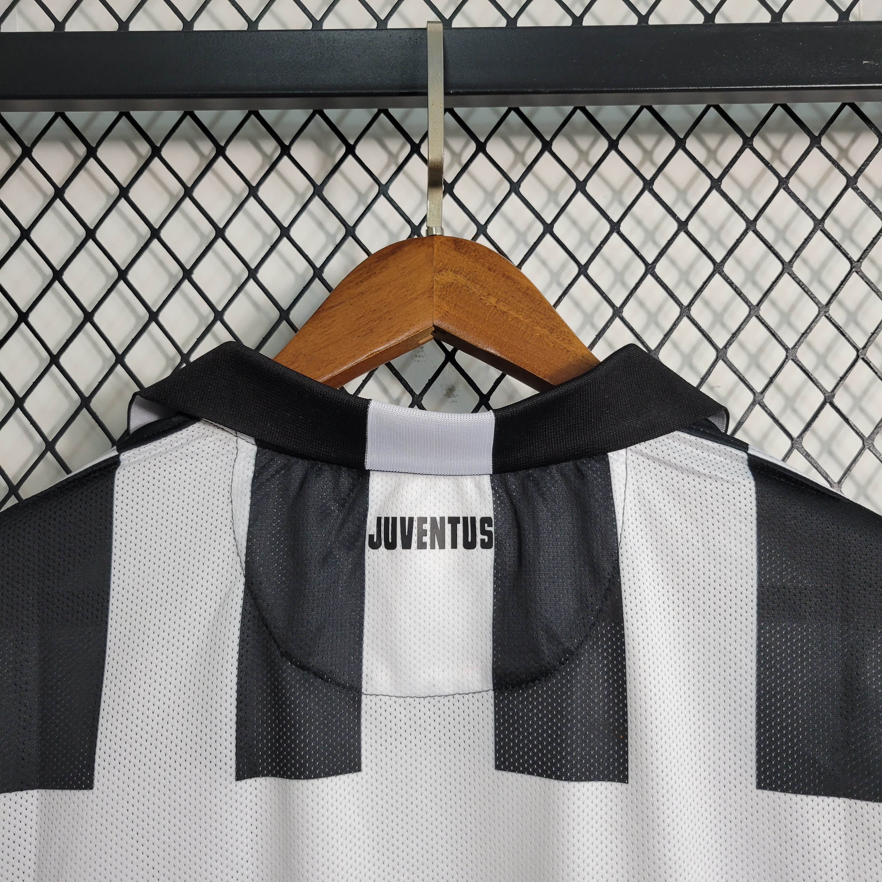 2014/2015 Retro Juventus Home Football Shirt