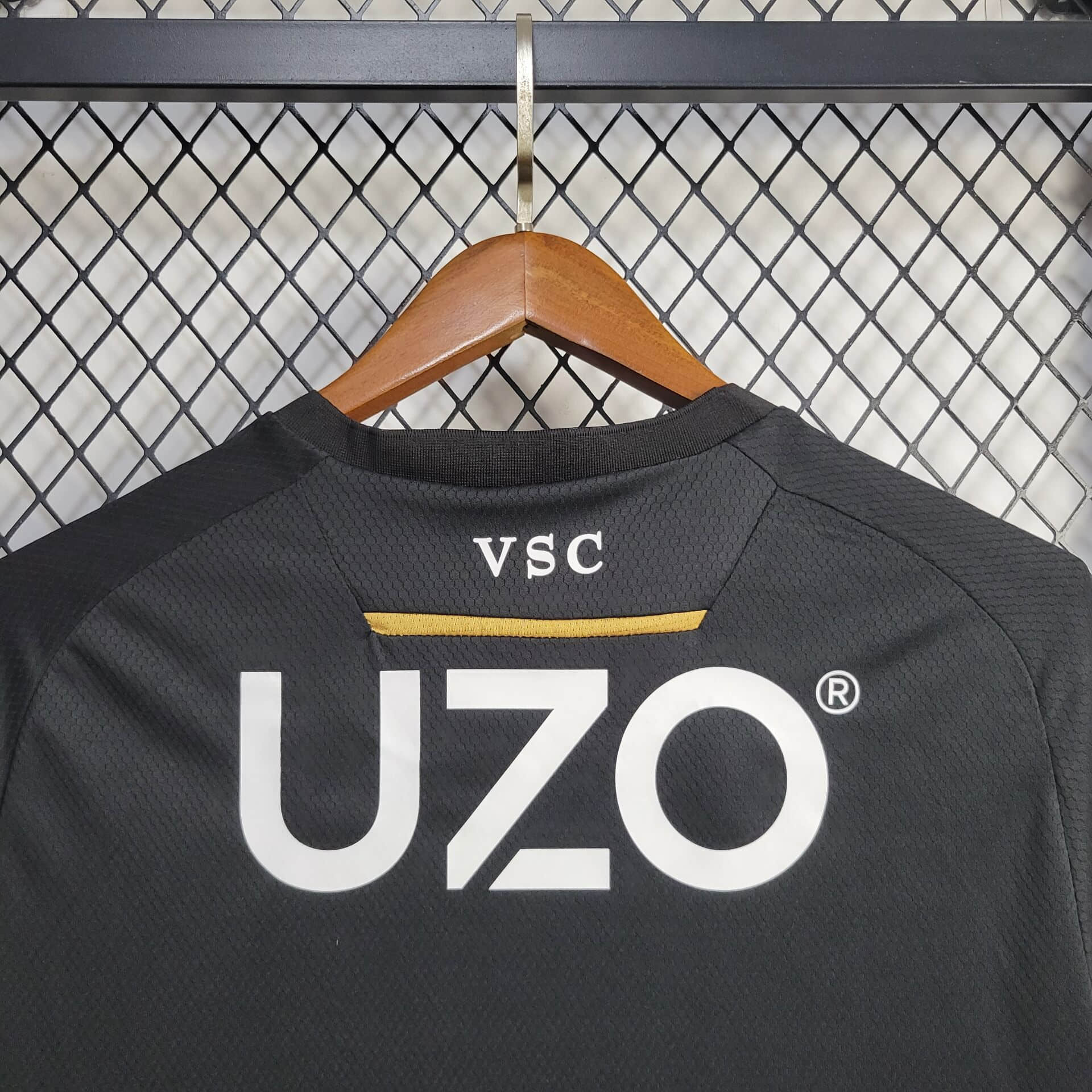 2024/2025 Vitoria Guimaraes Away Football Shirt