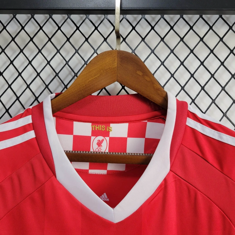 2008/2009  Retro Liverpool Champions League Home Football Shirt