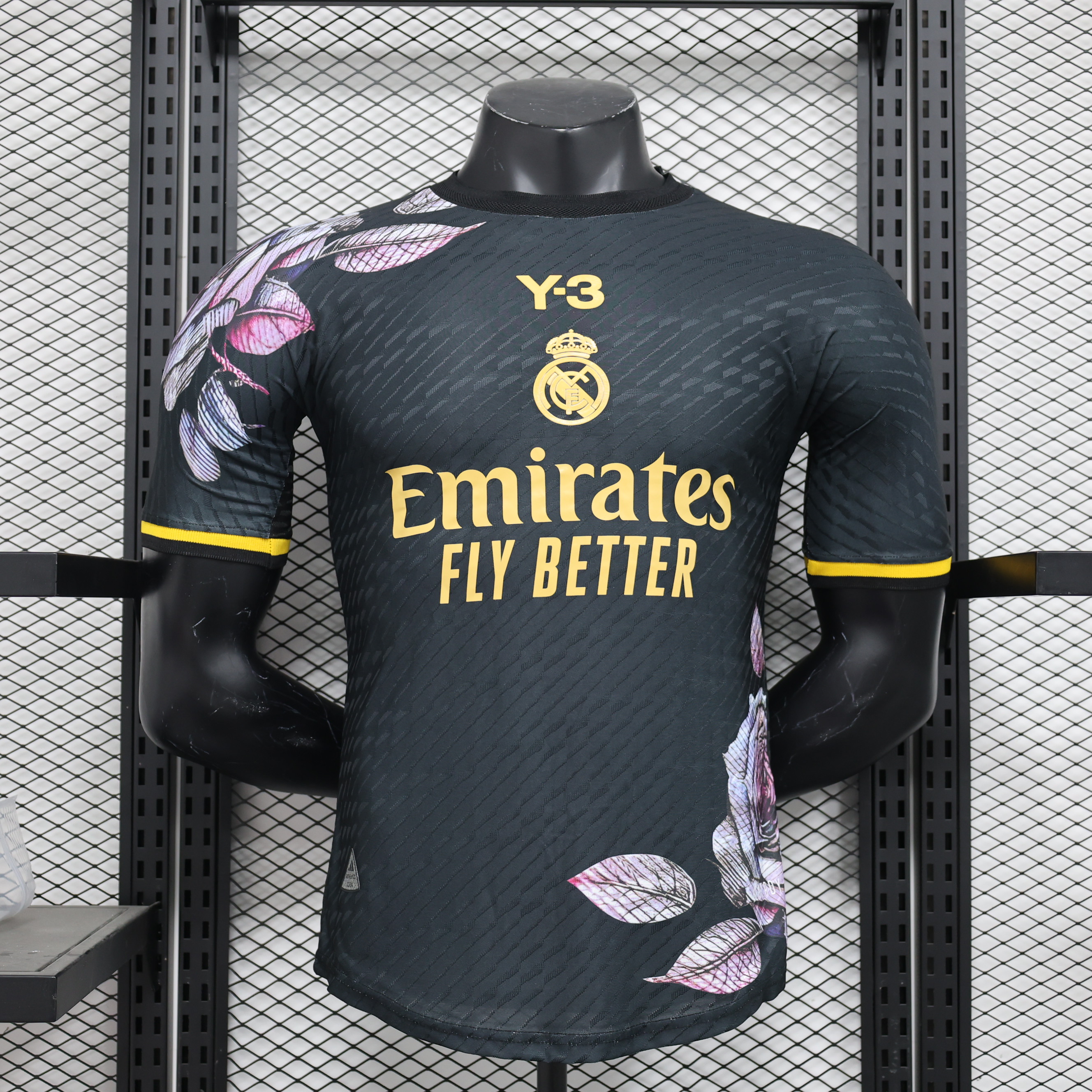 2024/2025 Player Version Real Madrid Y3 Black Gold Edition Football Shirt
