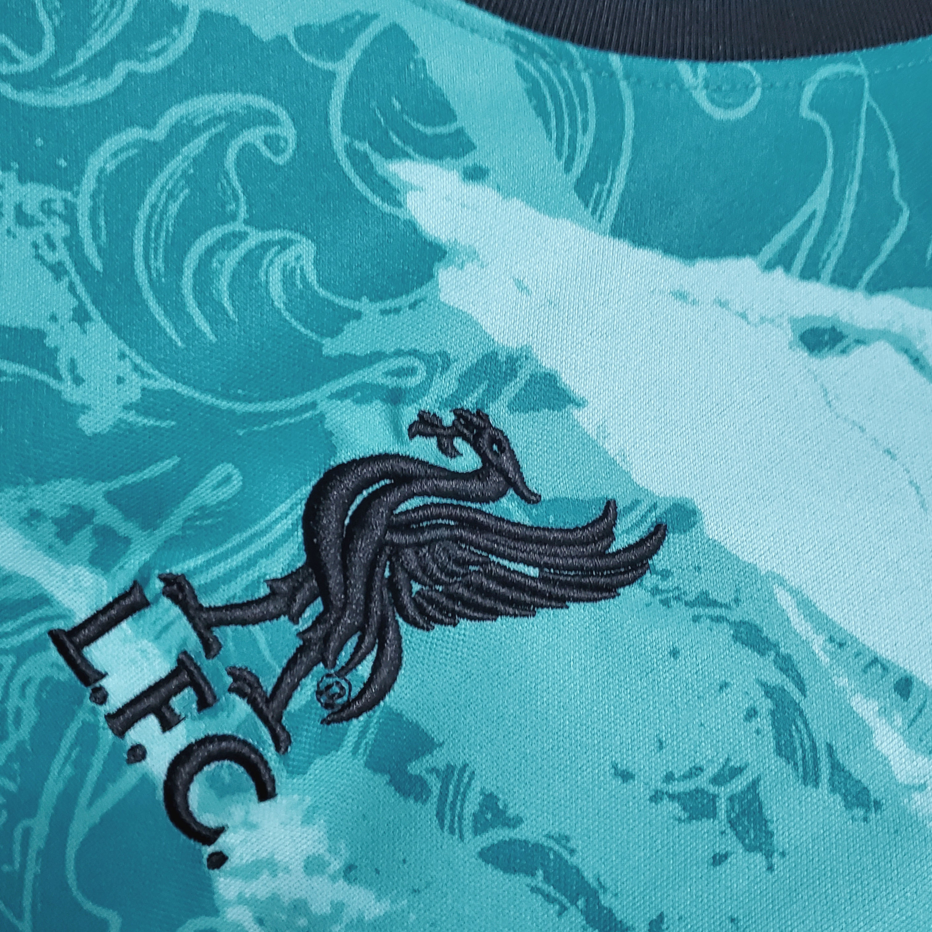 2020/2021 Liverpool Away Football Shirt