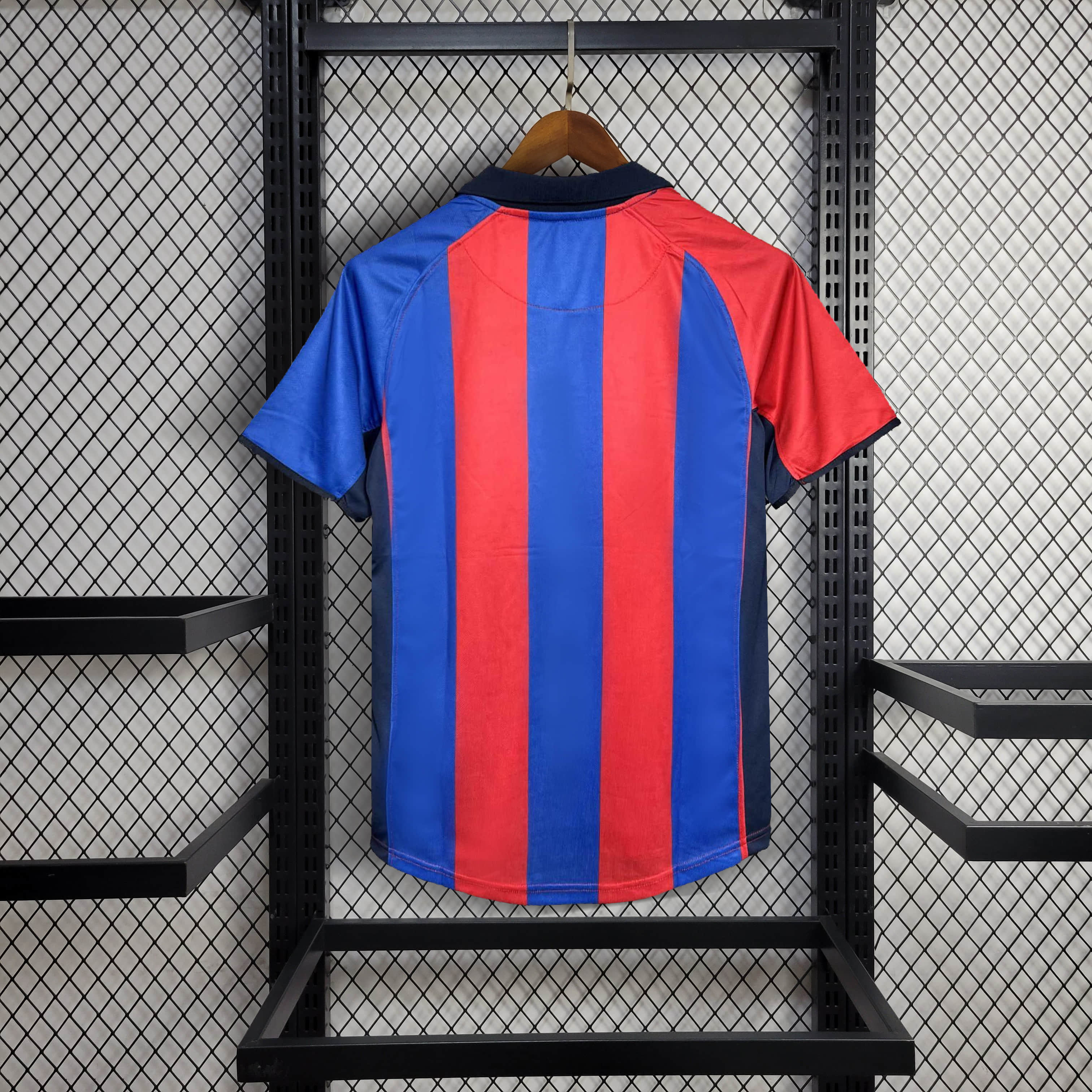 2004/2005 Retro Barcelona Home Football Shirt
