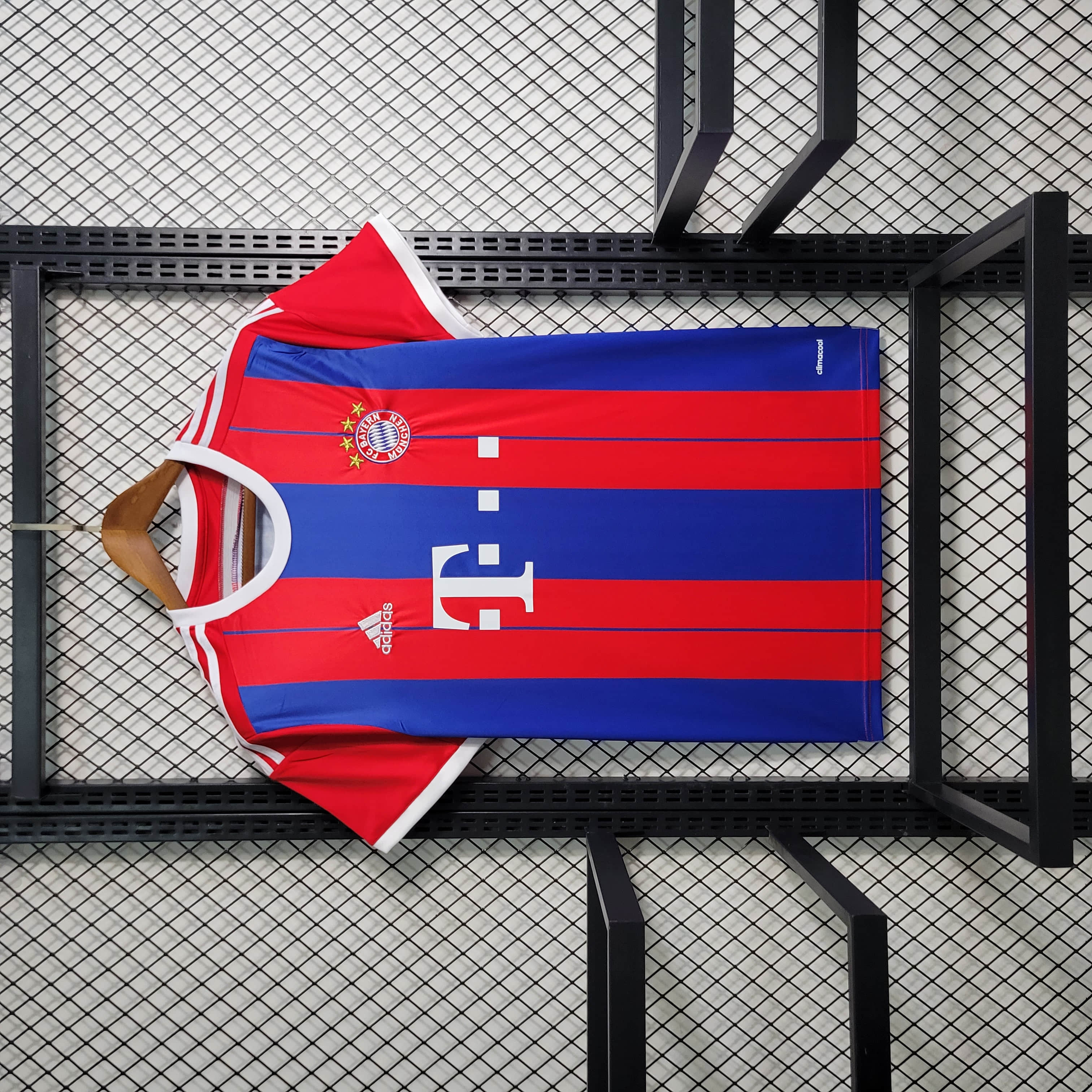 2014/2015 Retro Bayern Munchen Home Football Shirt