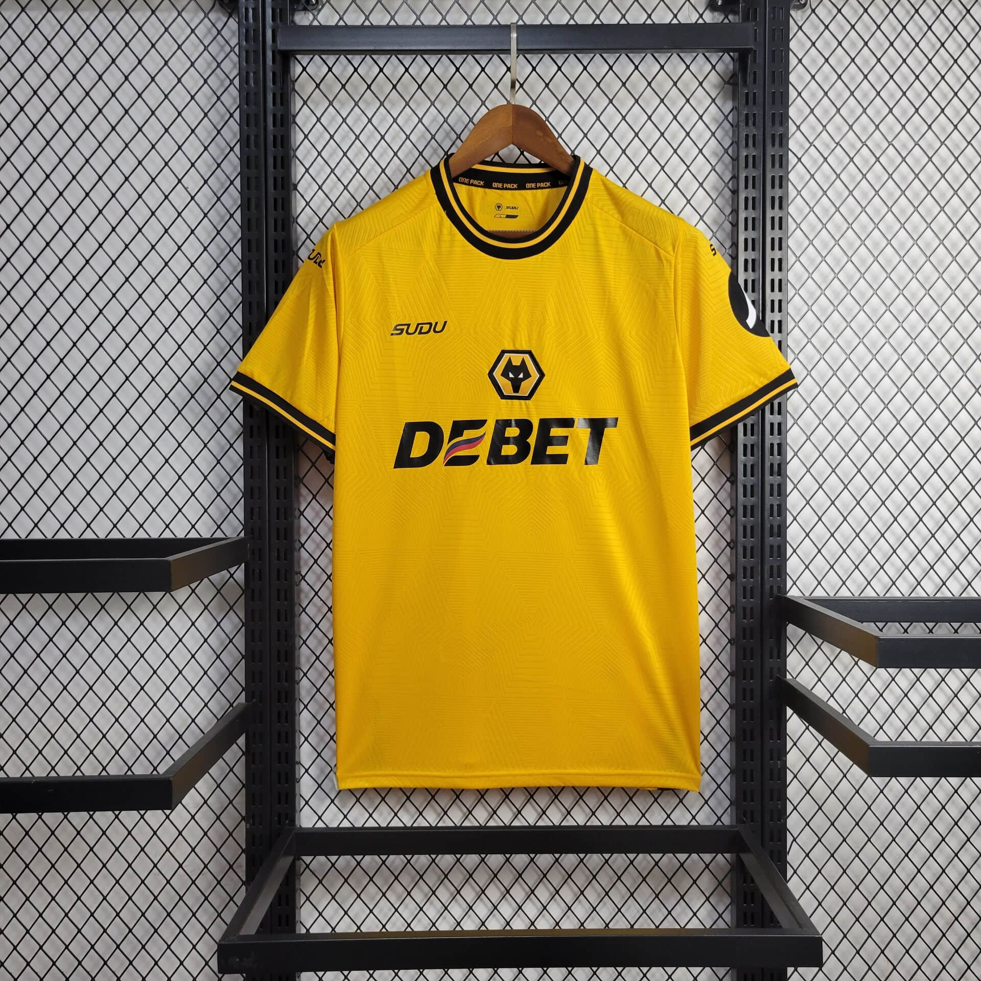 2024/2025 Wolverhampton Home Football Shirt