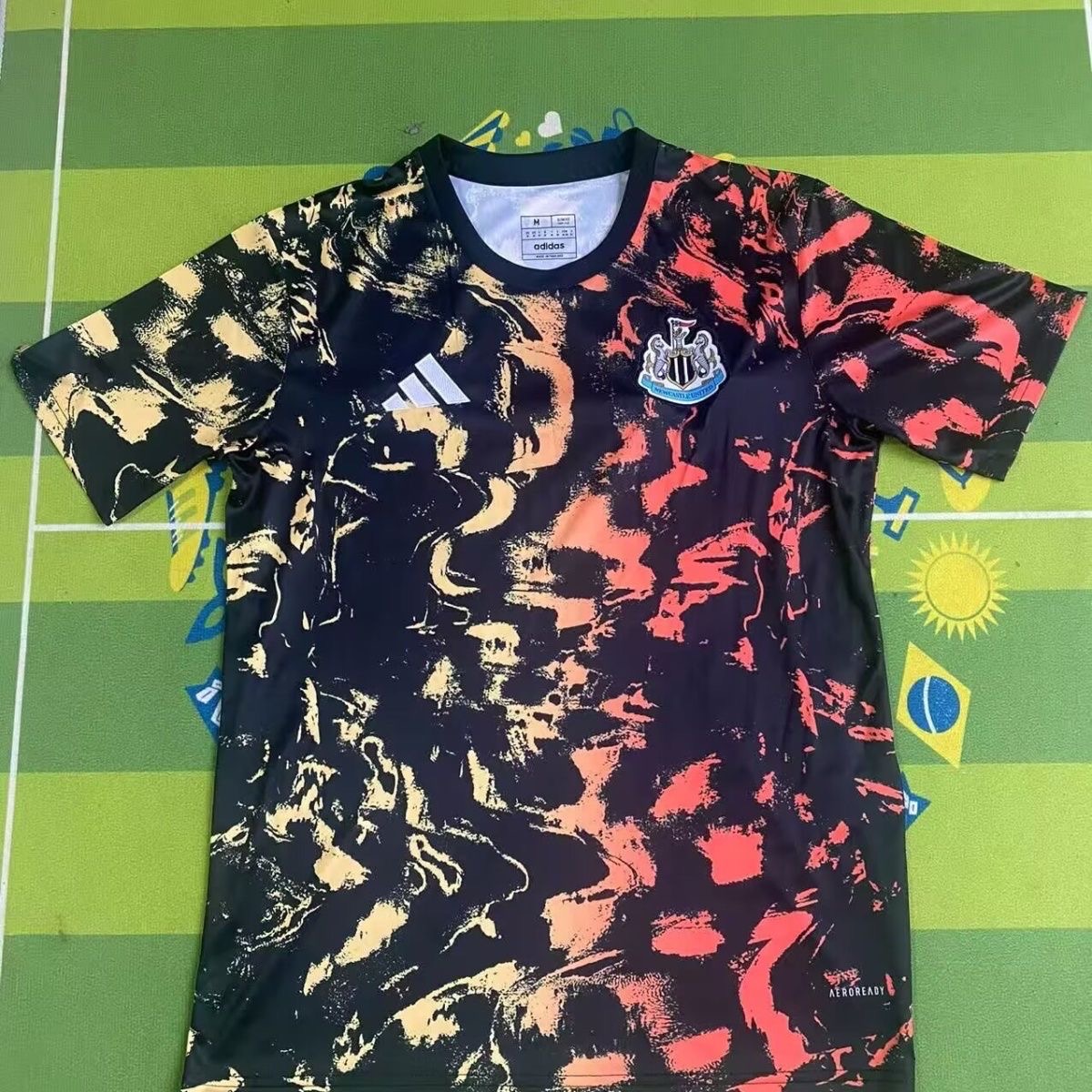 2025/2026 Newcastle United TrainingWear Football Shirt 1:1 Thai Quality