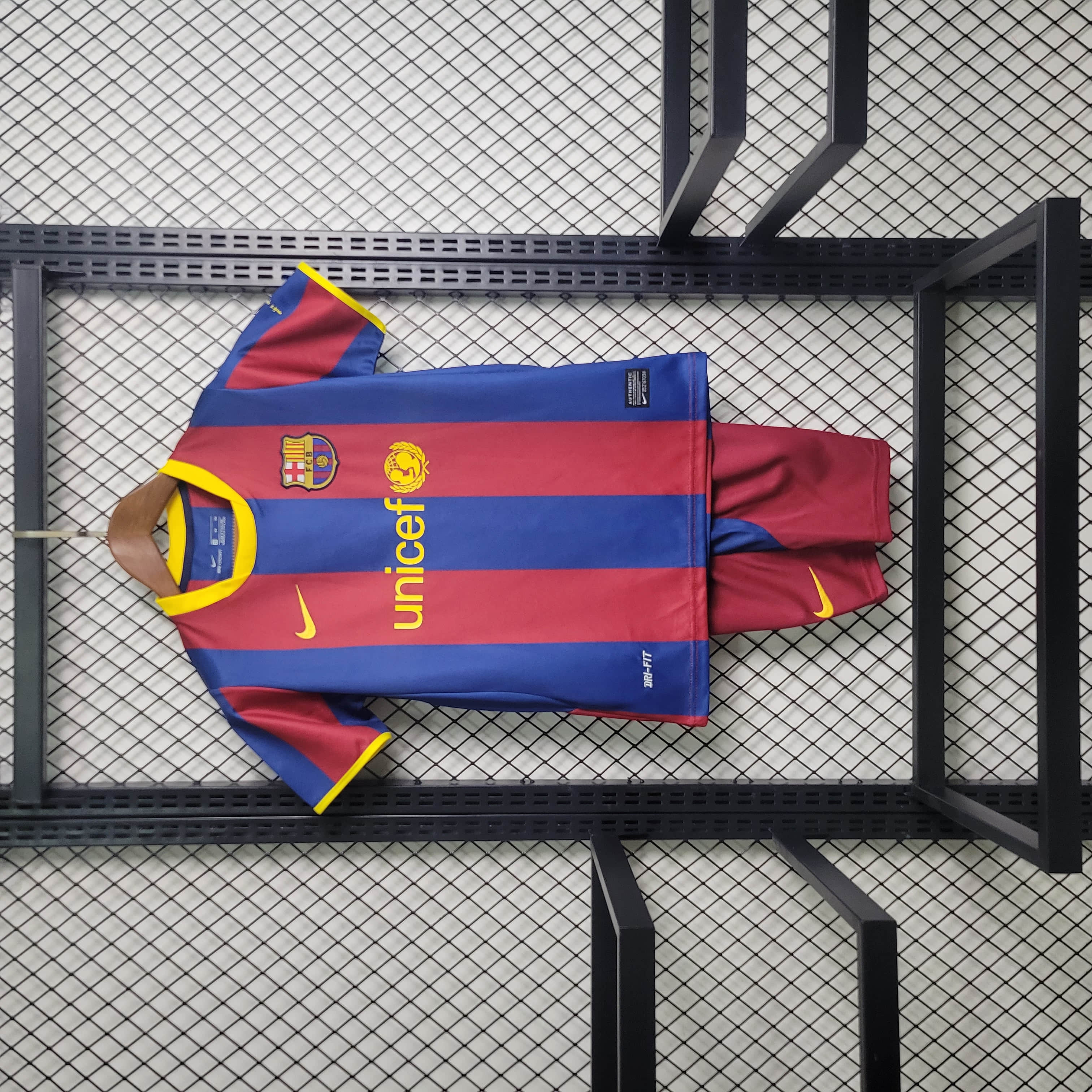 2010/2011 Retro Barcelona Home Football Shirt Kids Size