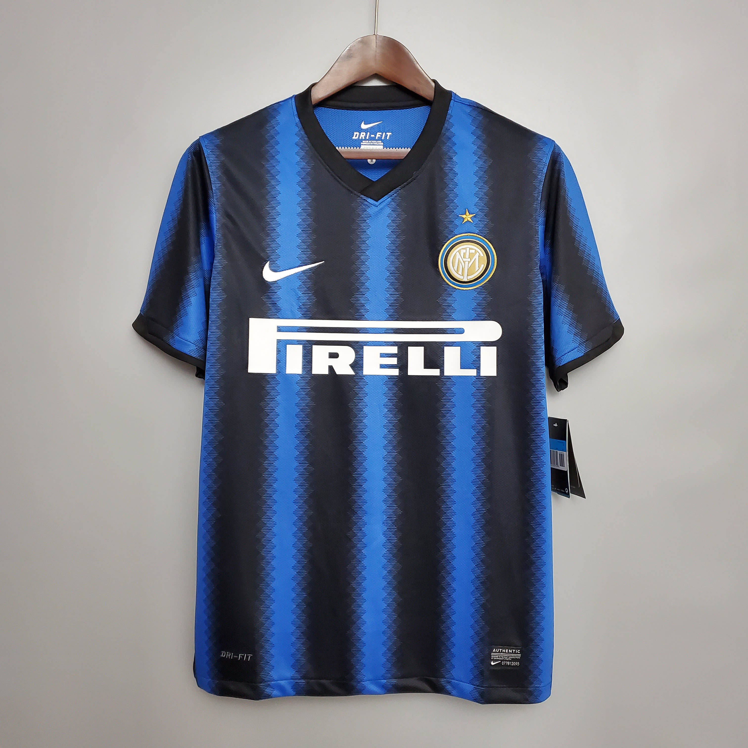 2010/2011 Retro Inter Milan Home Football Shirt 1:1 Thai Qualit