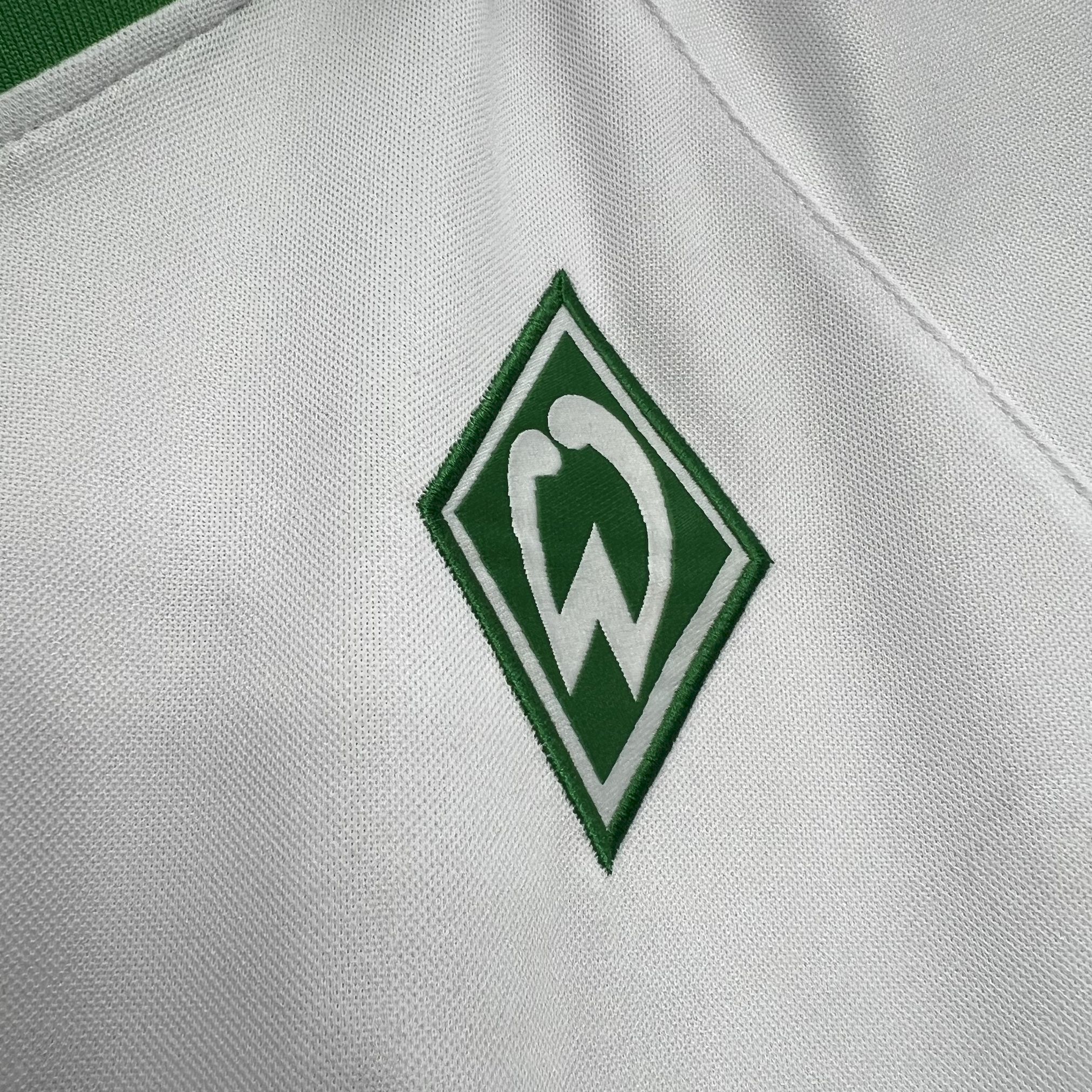 2001/2002 Werder Bremen Away Football Shirt