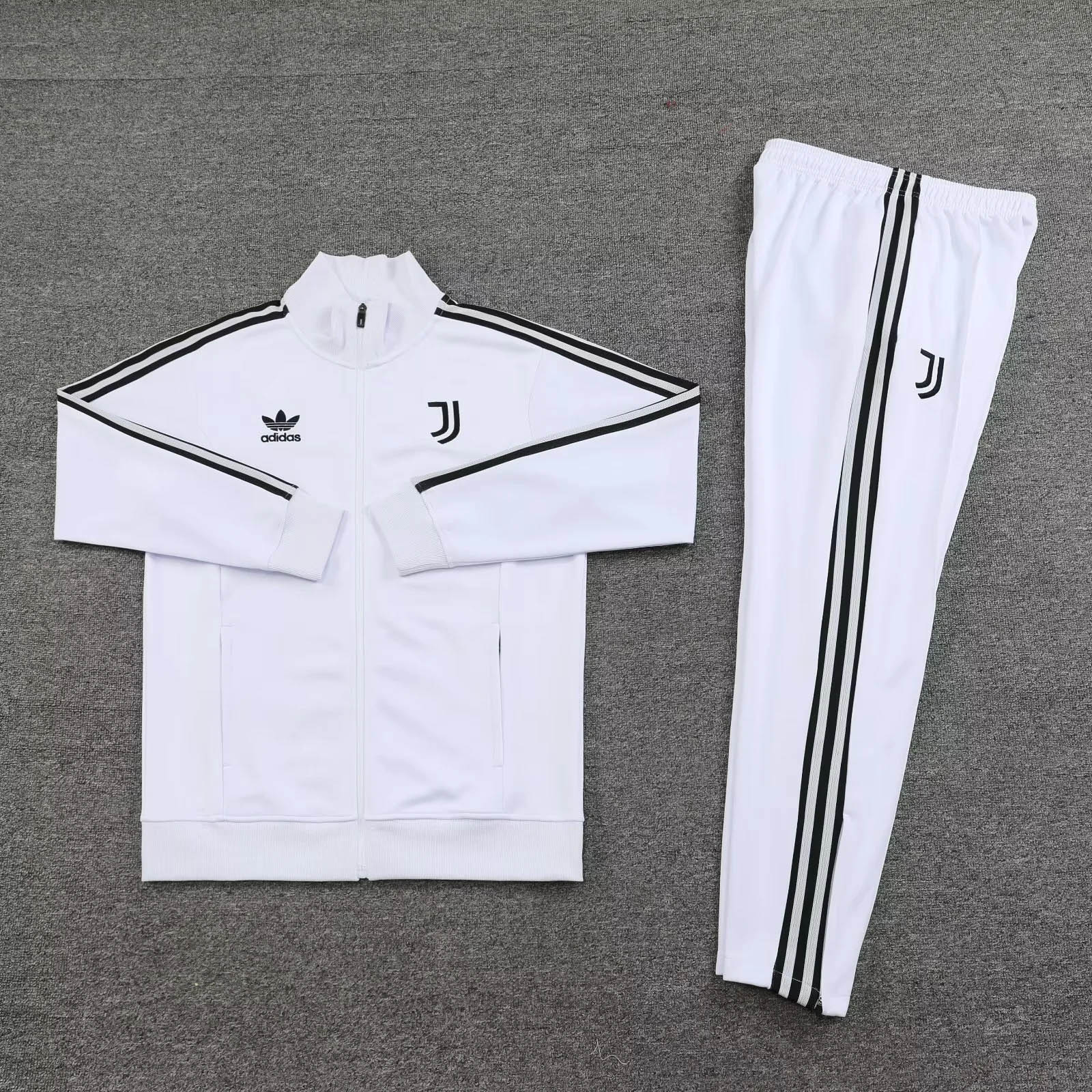 2024/2025 Juventus Long Zipped Jacket Training Suit White Football Shirt Set