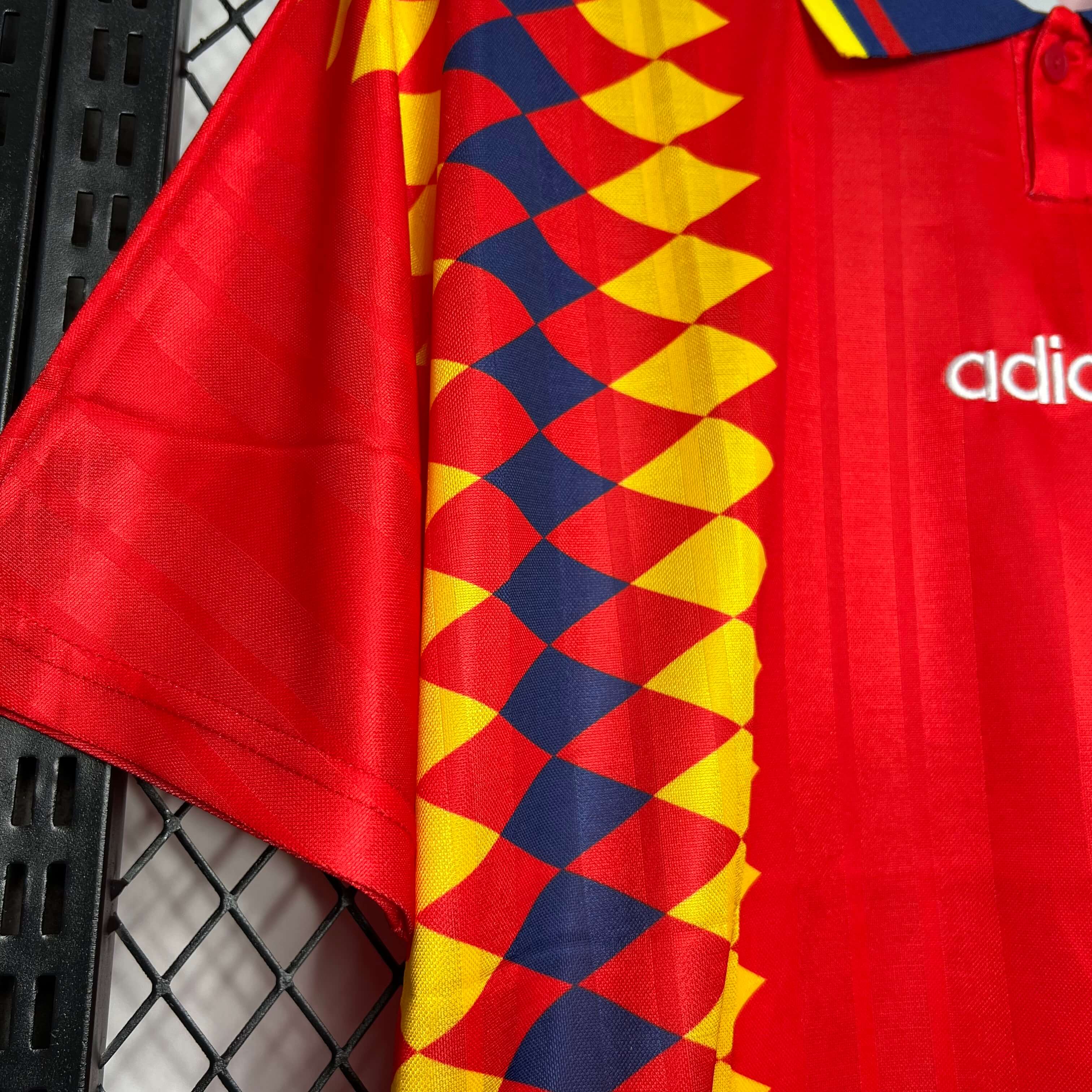 1994 Retro Spain Home Football Shirt