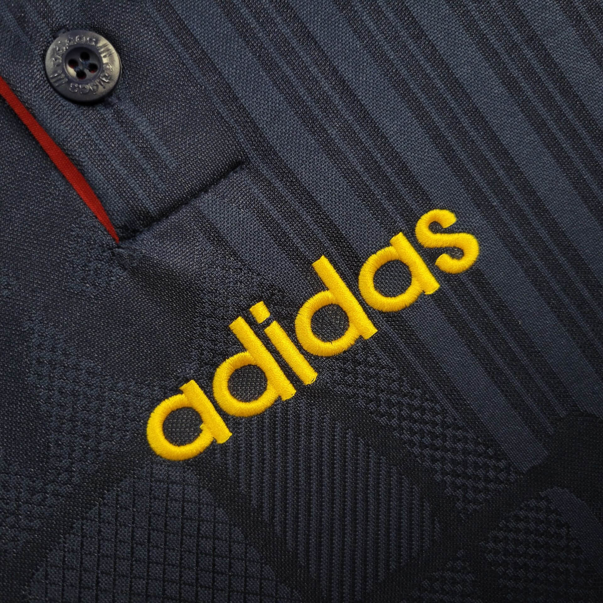 1996 Retro Spain Away Football Shirt