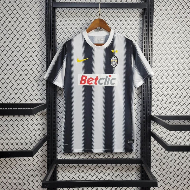 2011/2012 Retro Juventus Home Football Shirt