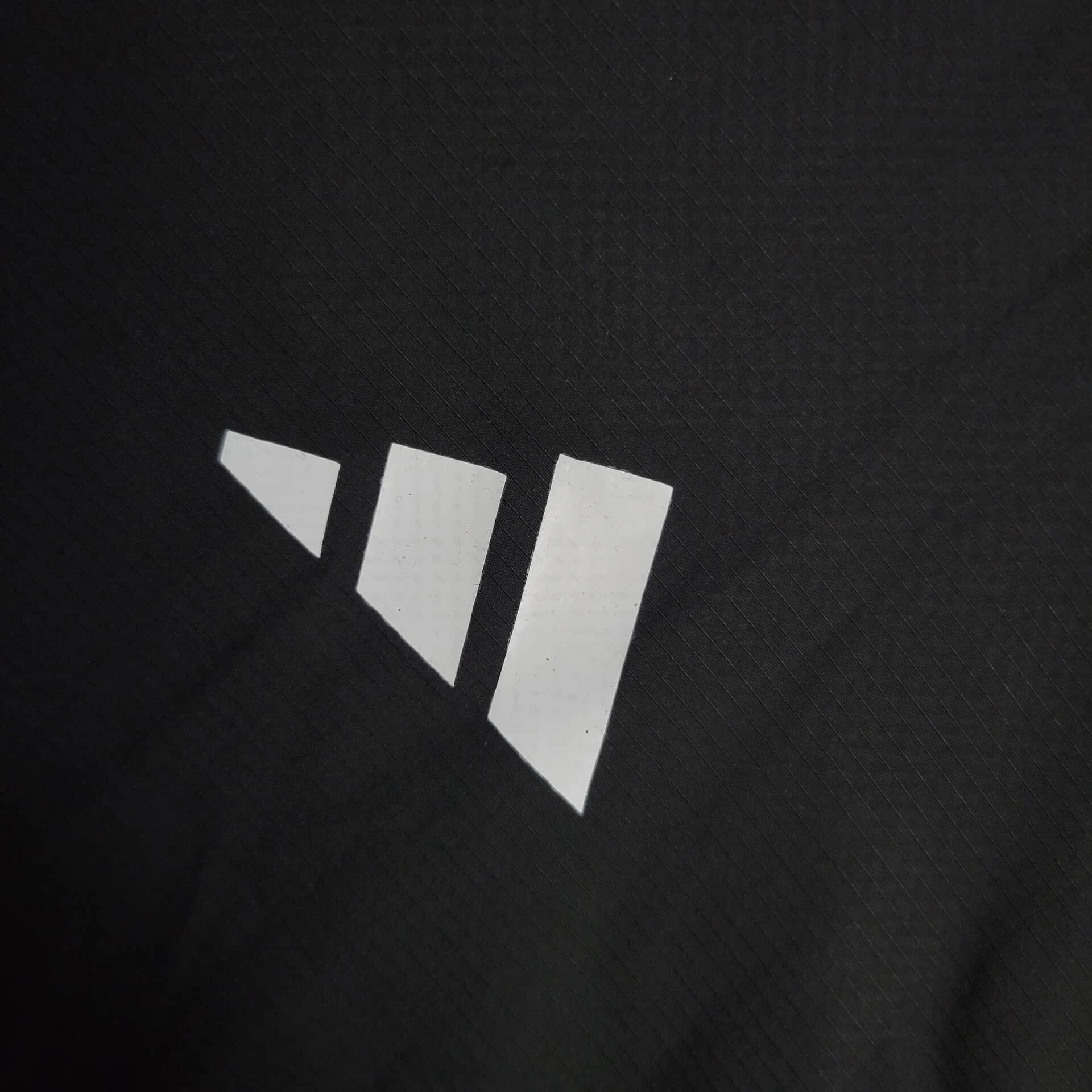 2025/2026Newcastle United  Windbreaker Football Shirt