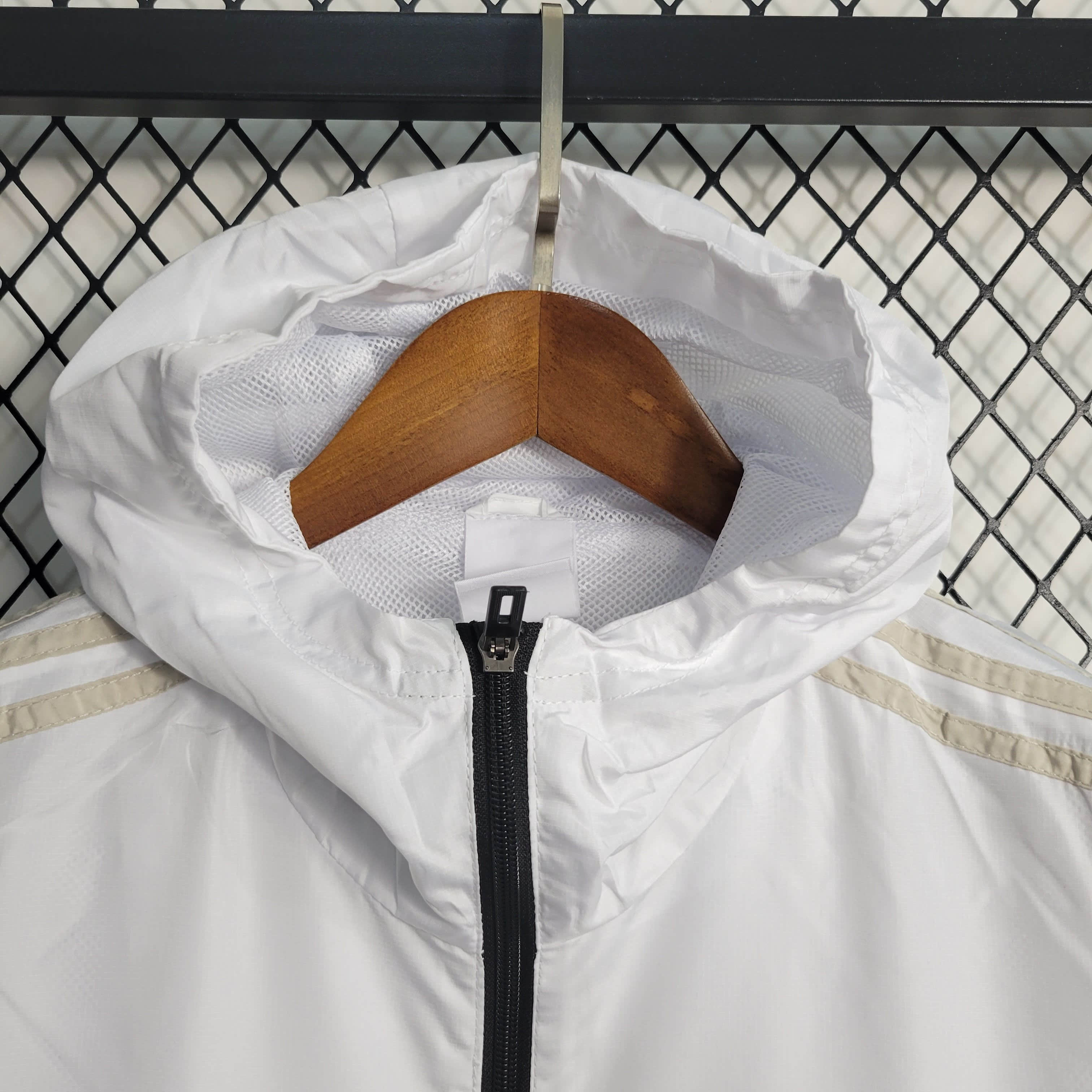 2023/2024 São Paulo Windbreaker(White-Black)Football Shirt