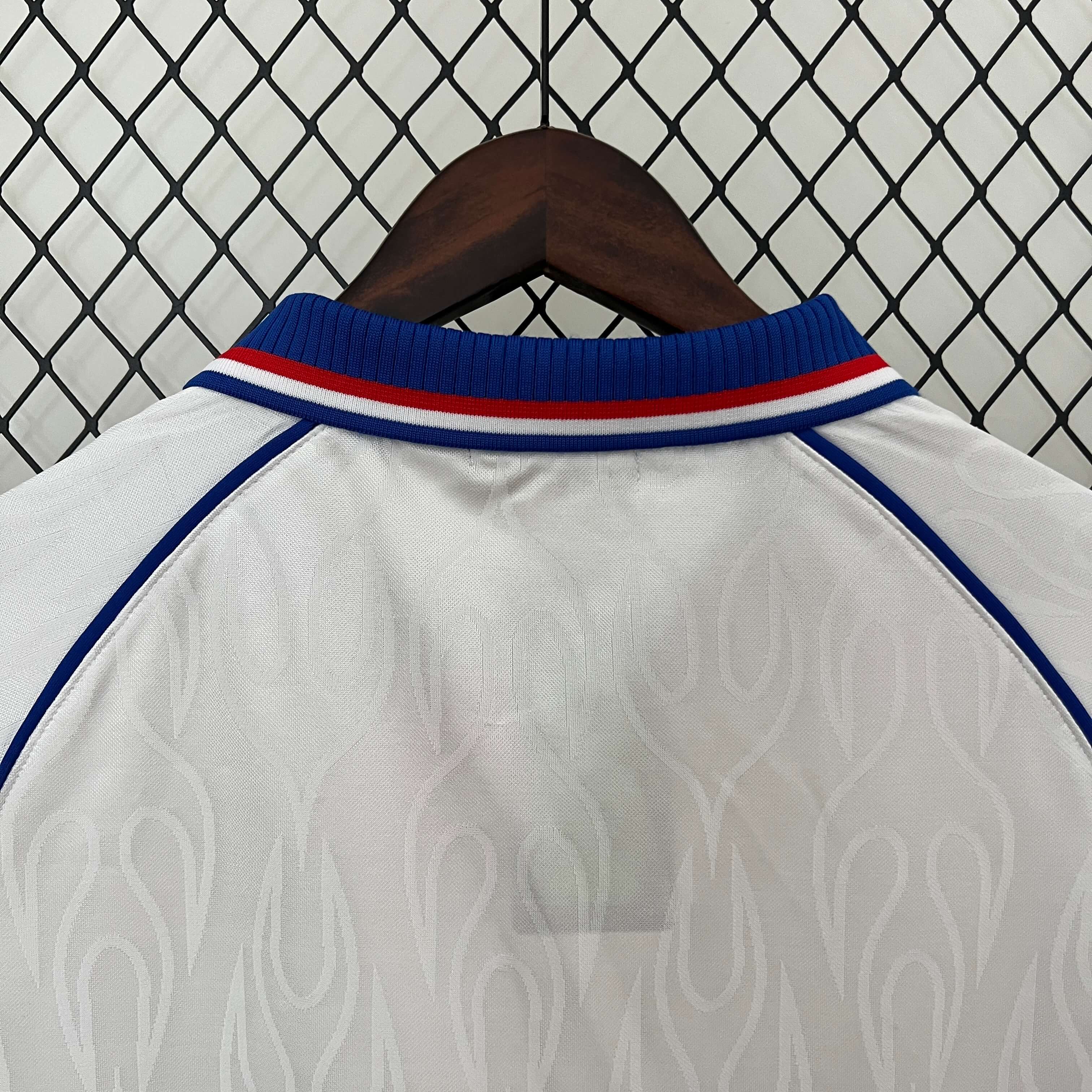 1998 Retro Japan Away Football Shirt