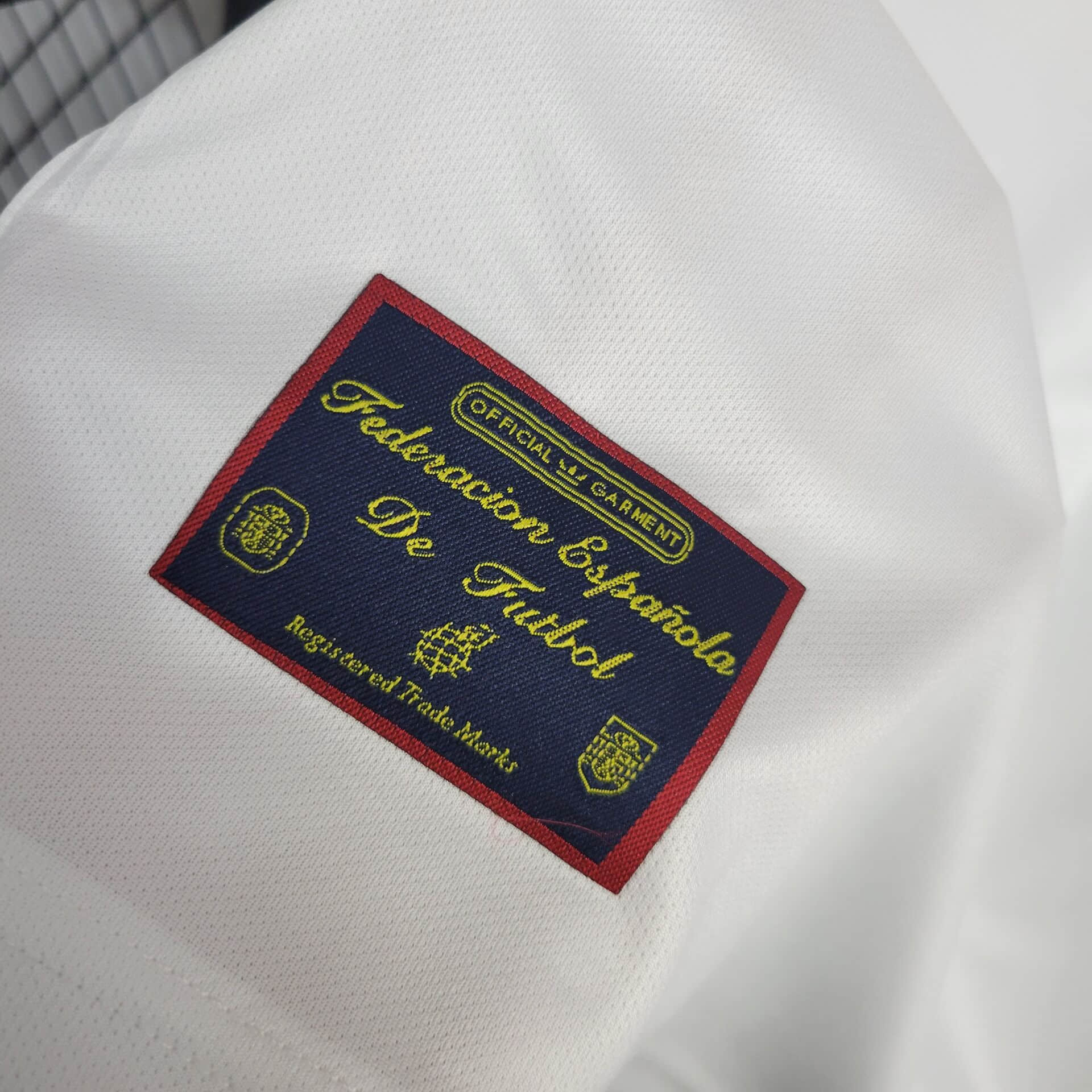 1996 Retro Spain Away Football Shirt