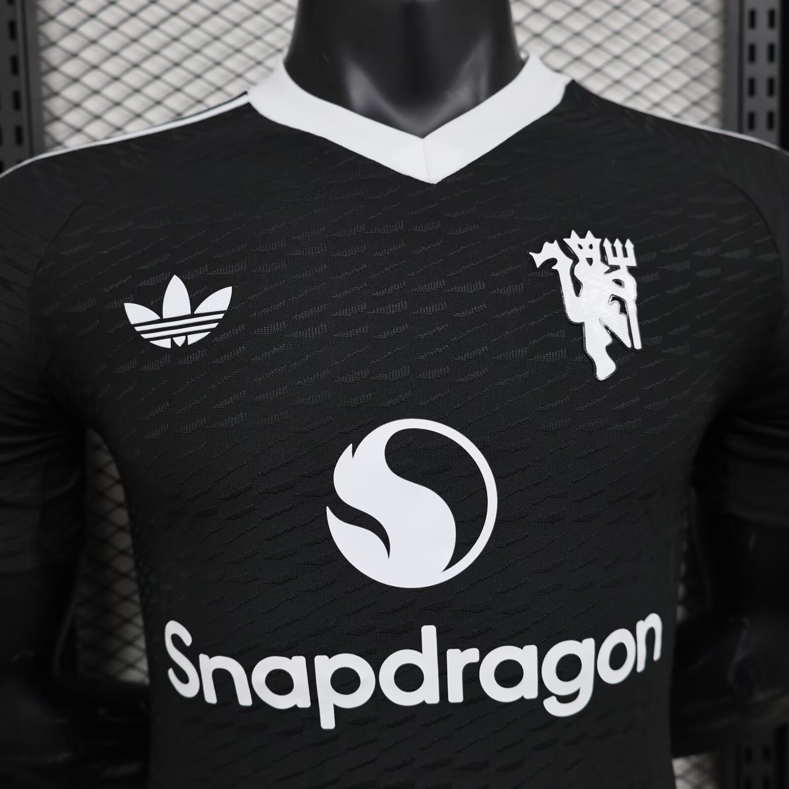 2024/2025 Player Version Manchester United Fourth Goalkeeper Football Shirt