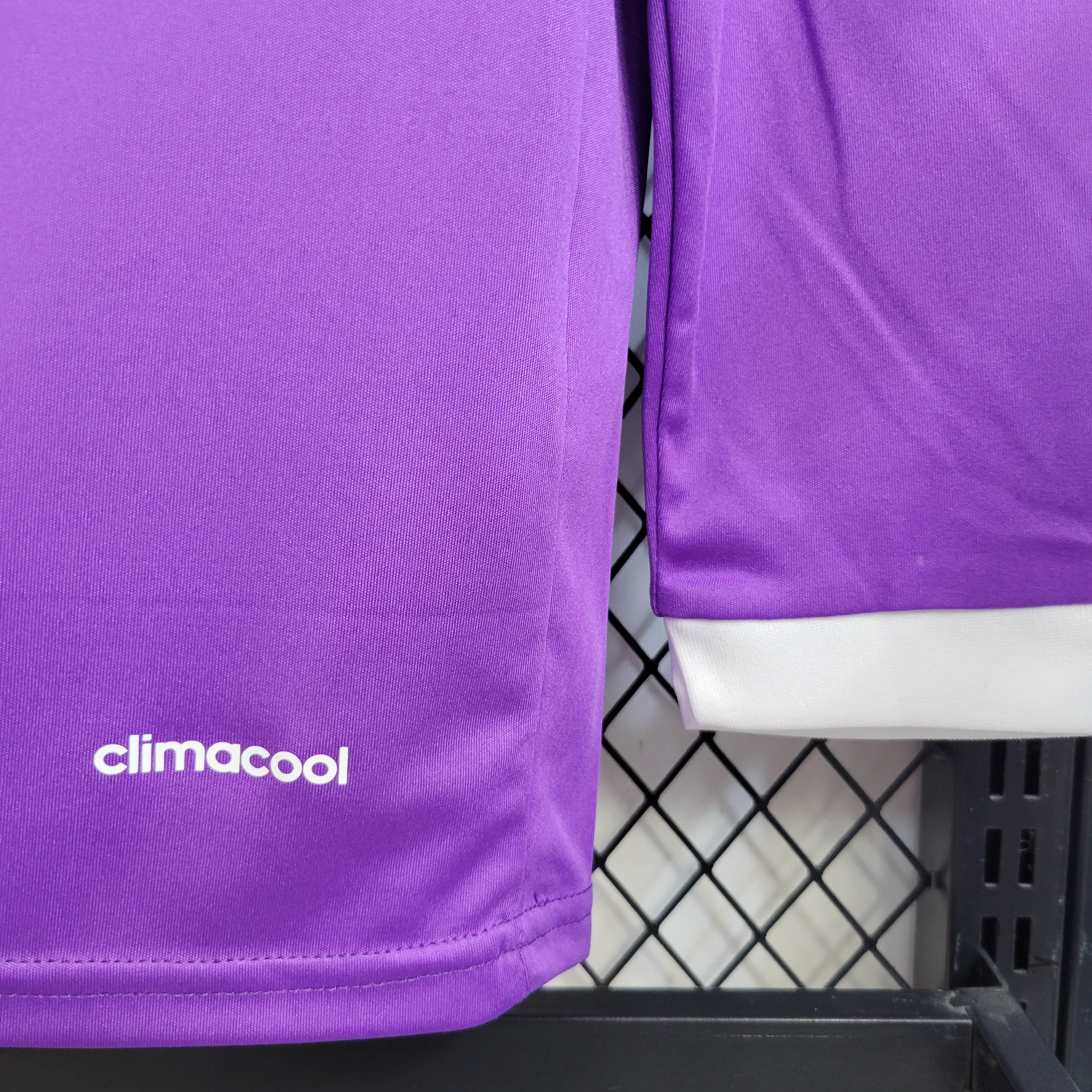 2016/2017 Retro Long Sleeve Real Madrid Away Football Shirt