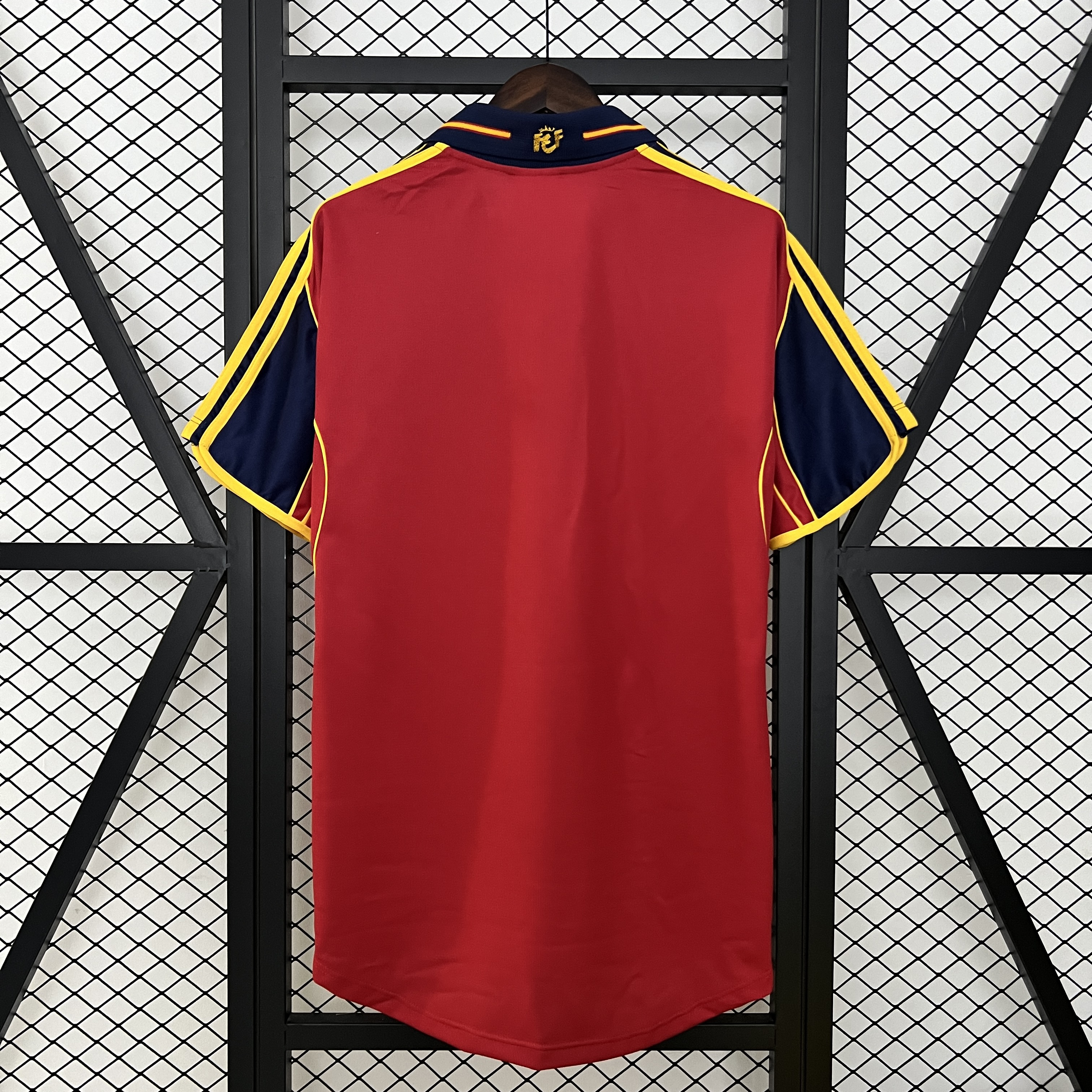 2000 Retro Spain Home Football Shirt 1:1 Thai Quality