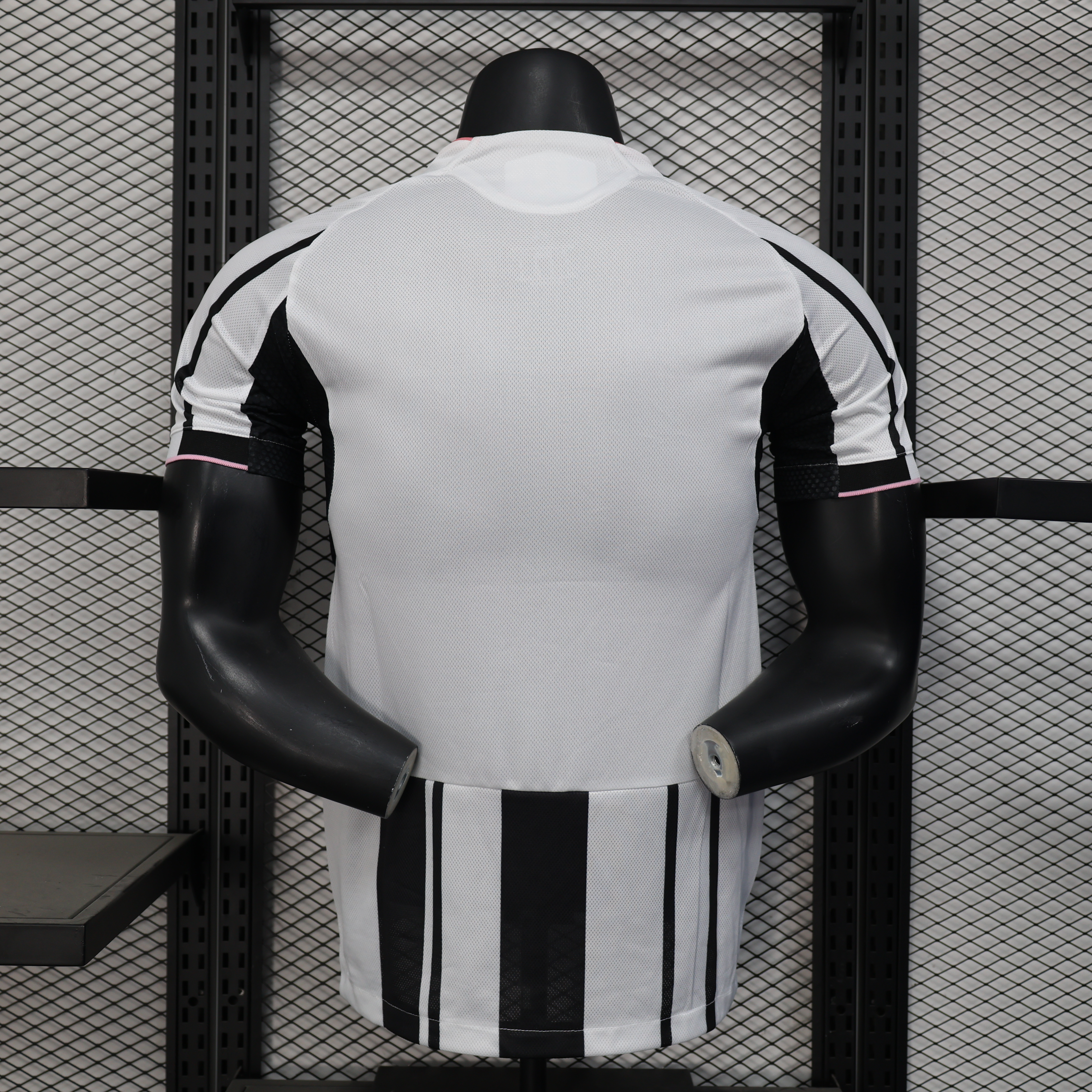 2025/2026 Player Version Juventus Home Football Shirt