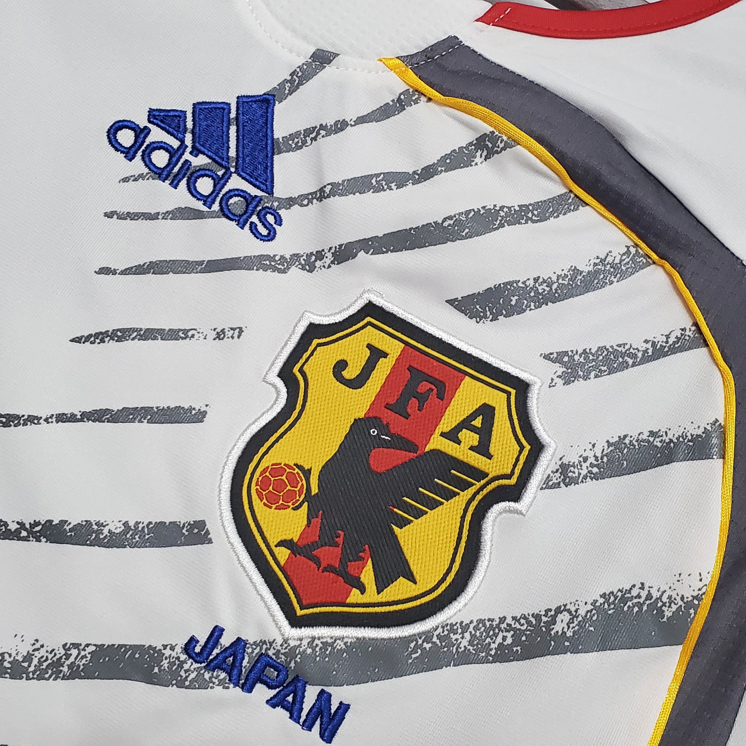 2006 Retro Japan Away Football Shirt