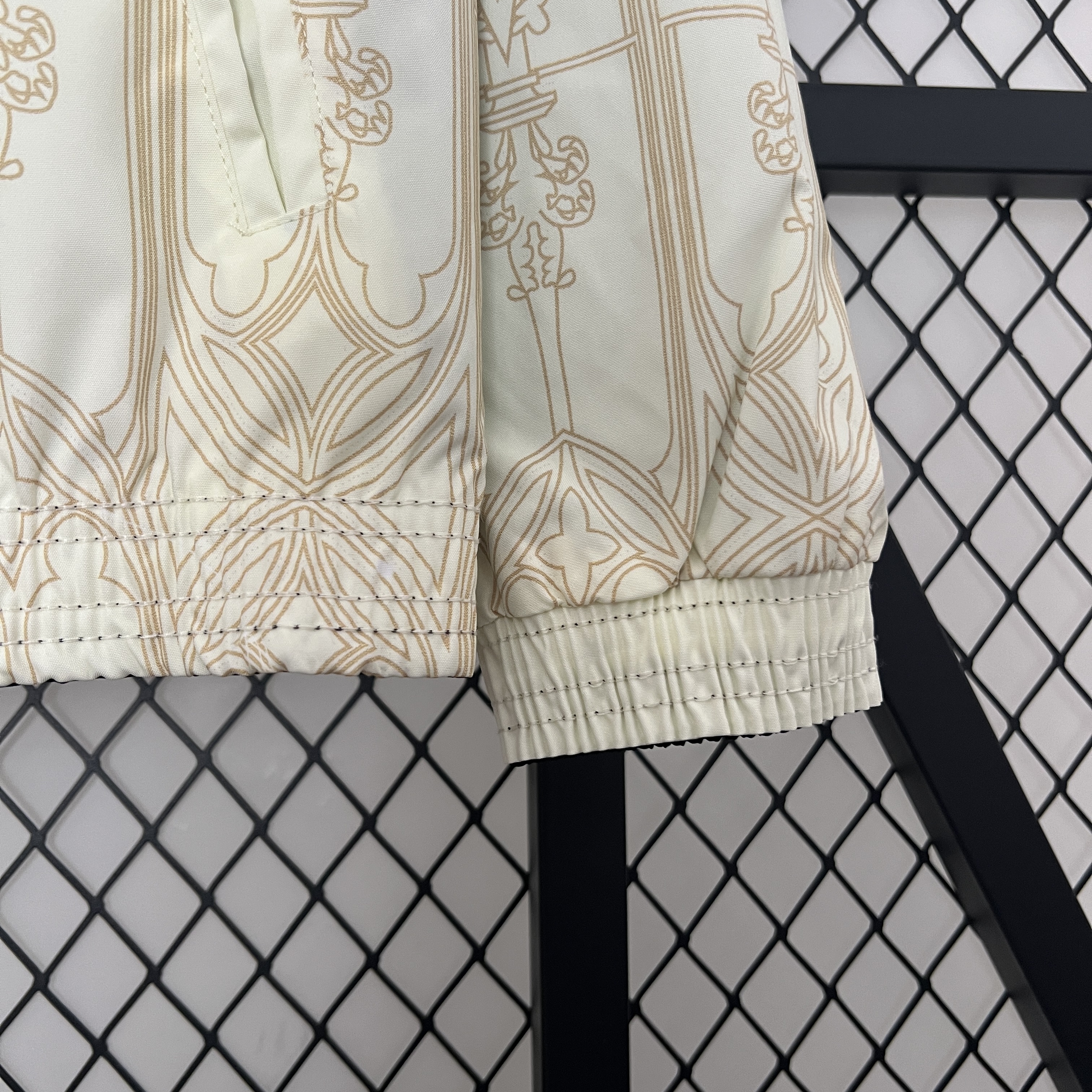 2024/2025 AC Milan Reversible Windbreaker Football Shirt