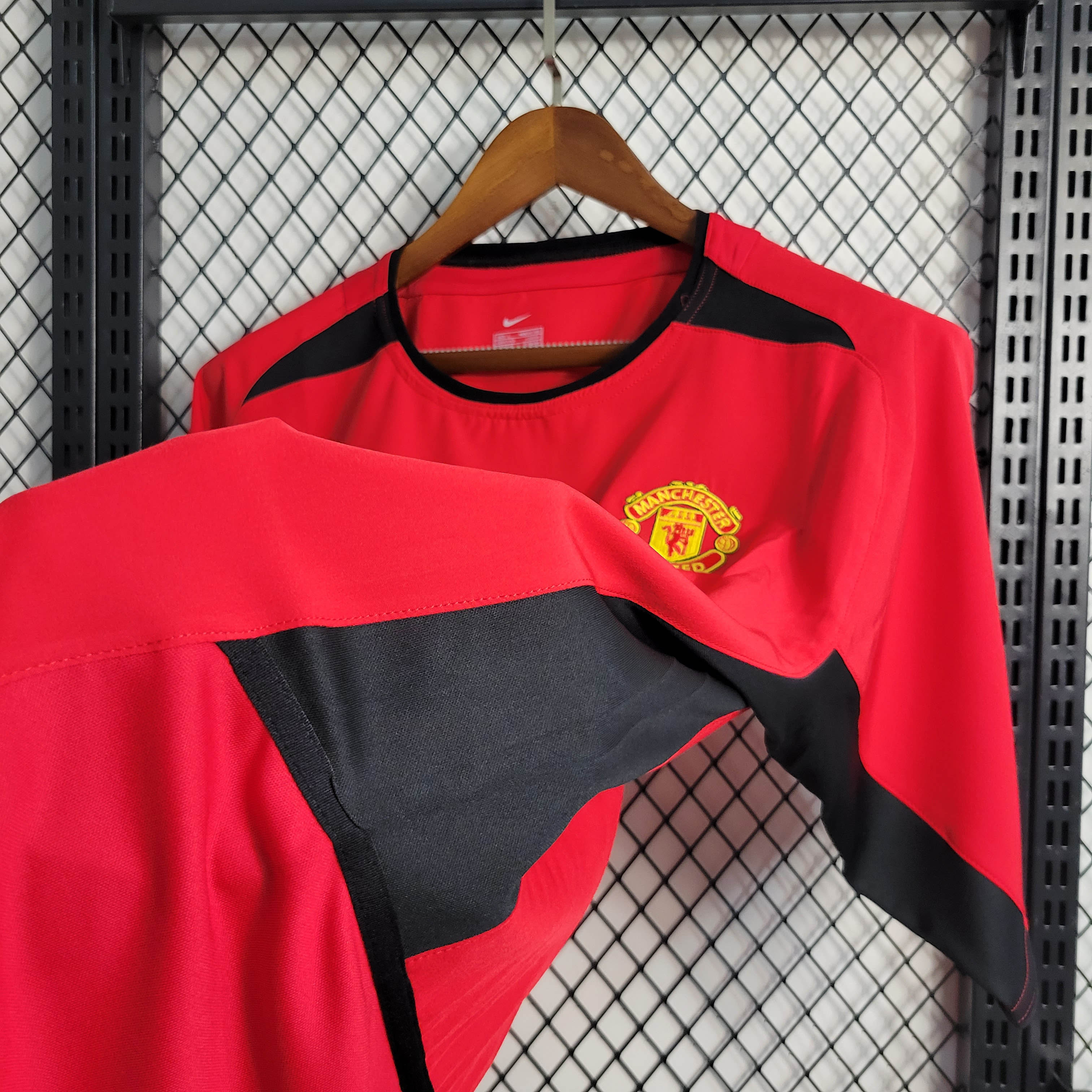 2002/2004 Retro Manchester United Home Football Shirt