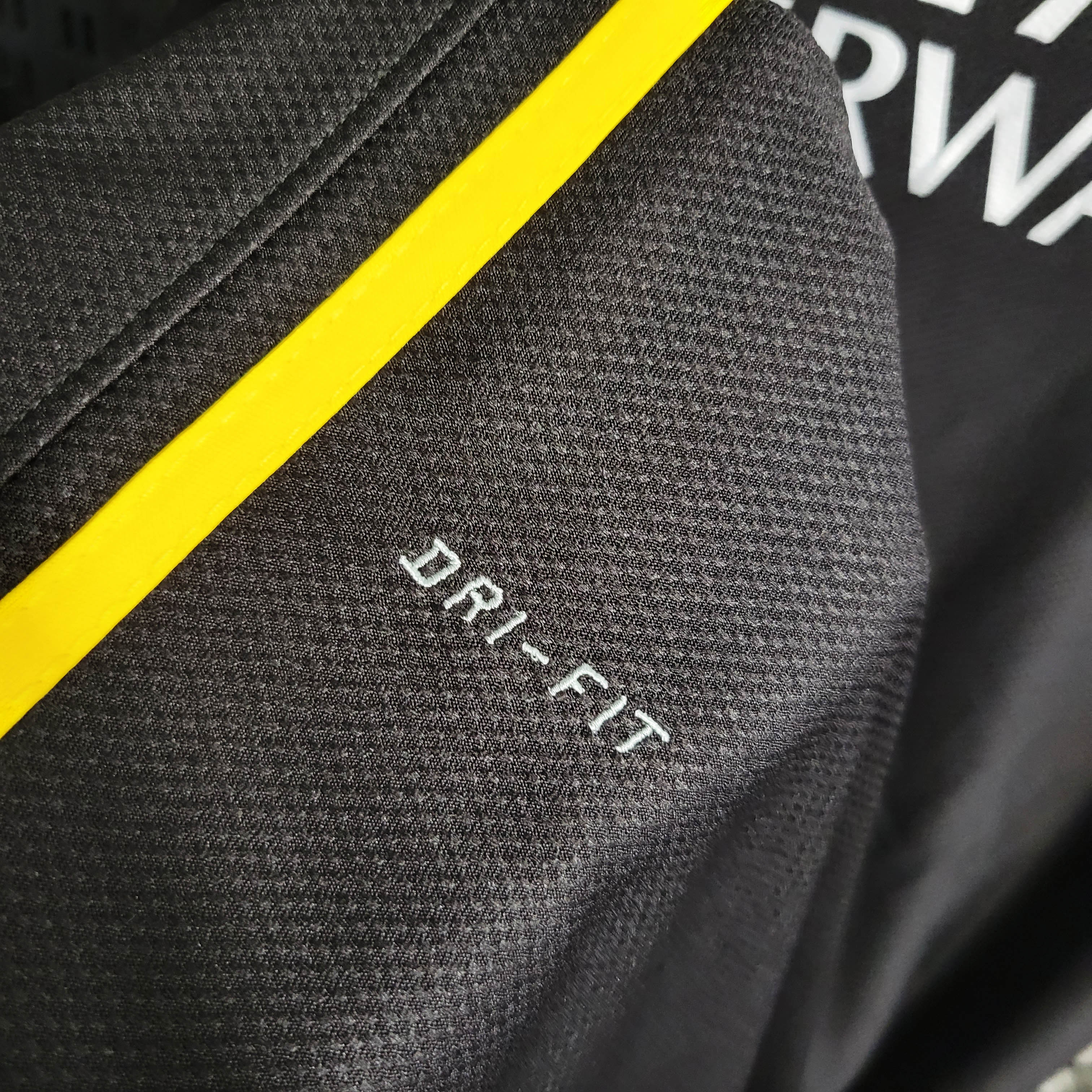 2013/2014 Retro Barcelona Third Away Football Shirt